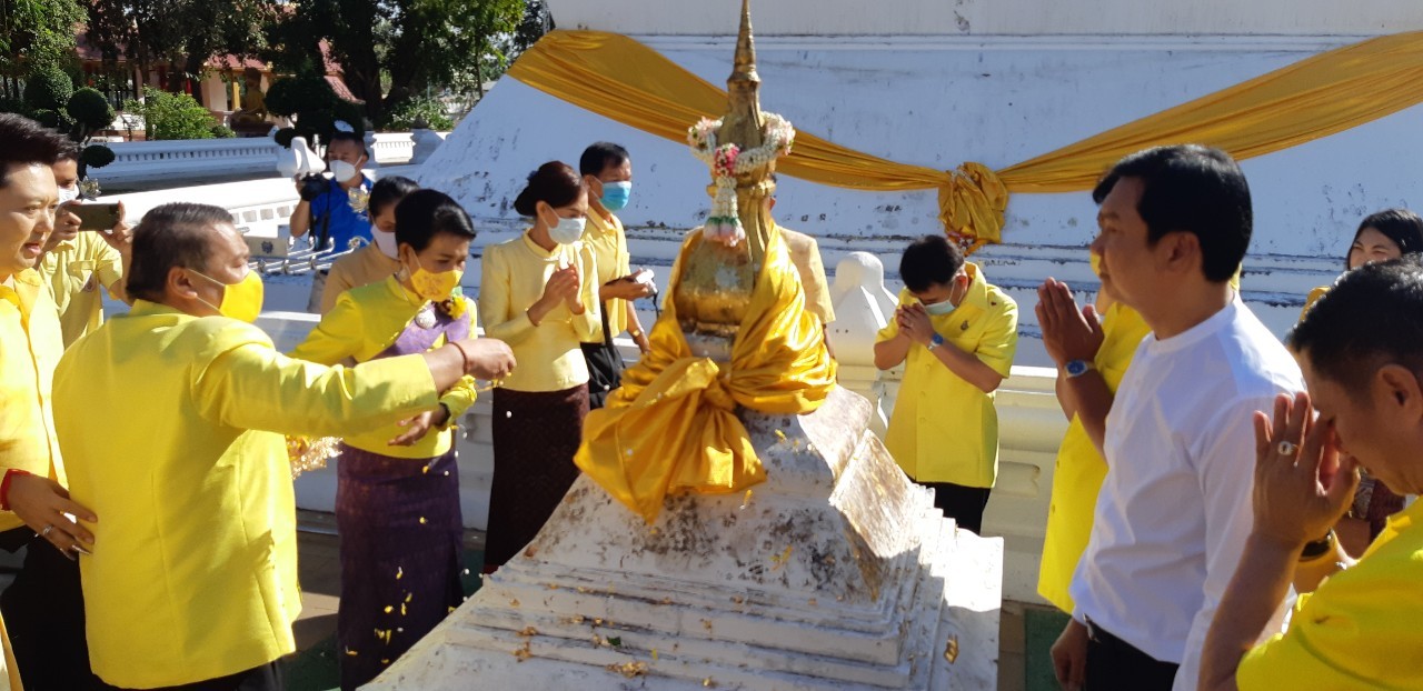 ? พช.ขอนแก่น : ร่วมพิธีบวงสรวงองค์พรธาตุขามแก่น สิ่งศักดิ์สิทธิ์คู่บ้านคู่เมืองจังหวัดขอนแก่น ?