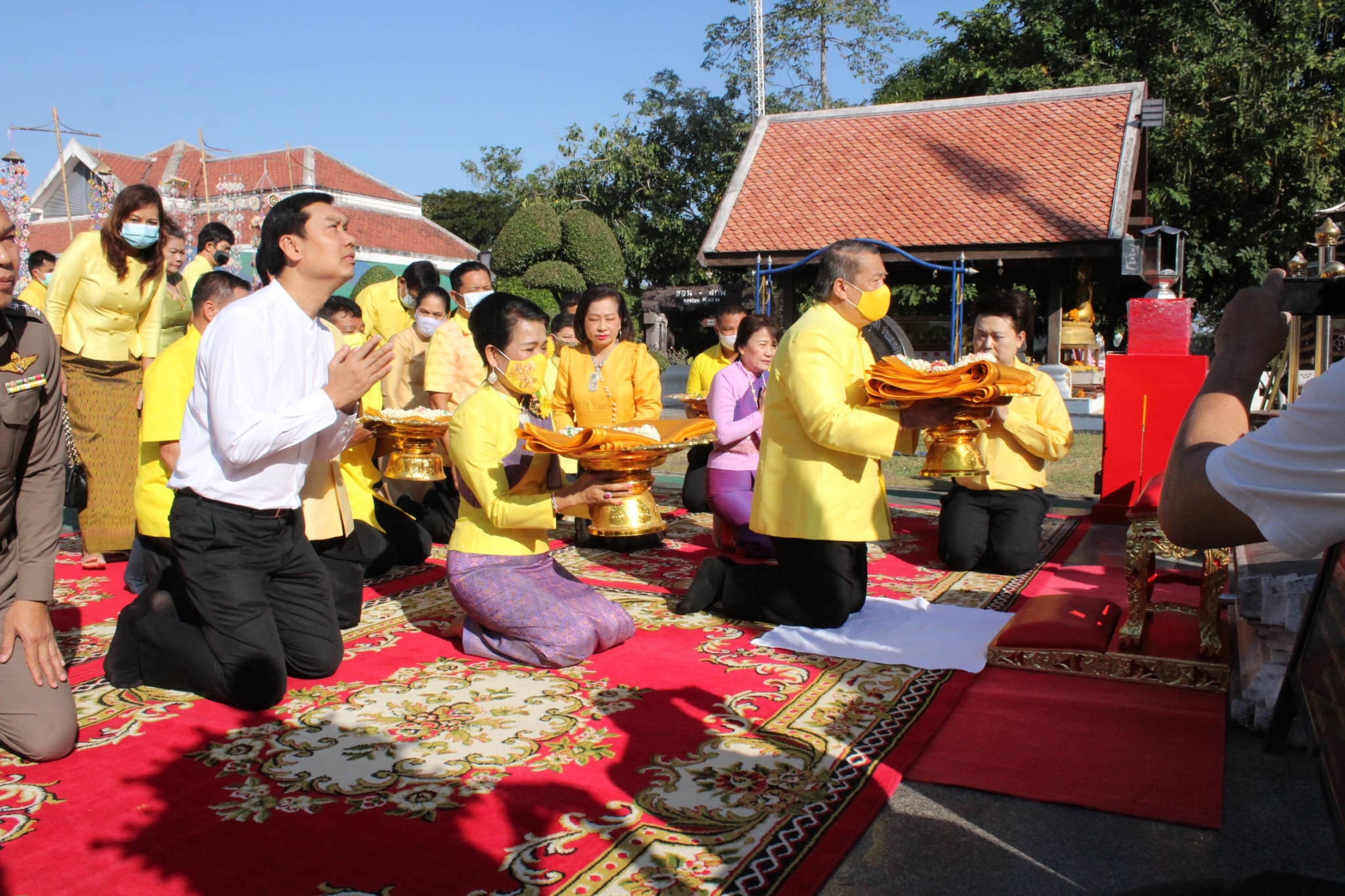 ? พช.ขอนแก่น : ร่วมพิธีบวงสรวงองค์พรธาตุขามแก่น สิ่งศักดิ์สิทธิ์คู่บ้านคู่เมืองจังหวัดขอนแก่น ?