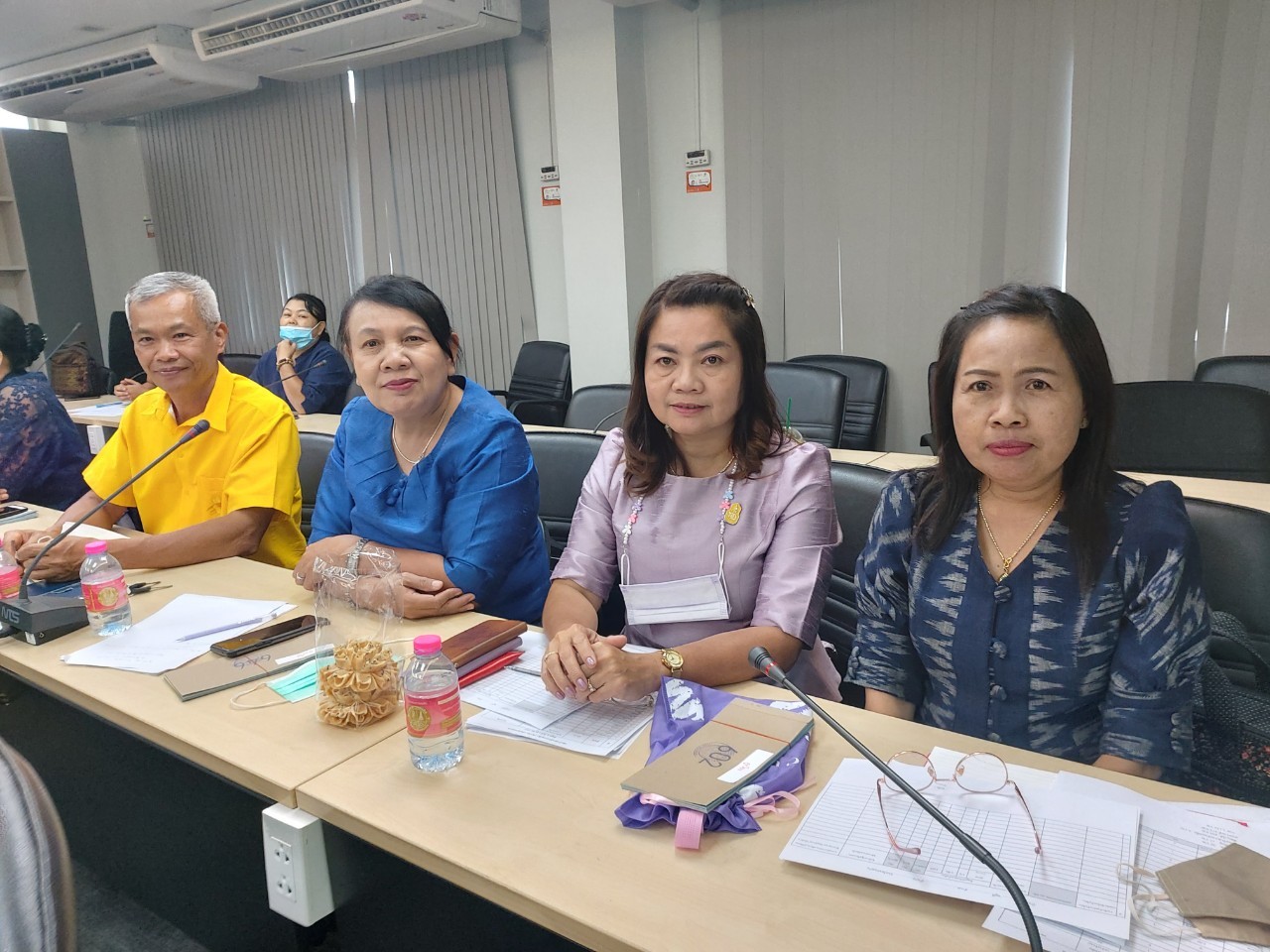 ? พช.ขอนแก่น : ประชุมเตรียมความพร้อมพิธีลงนาม MOU การขับเคลื่อนโครงการ “คู่เสี่ยว เกี่ยวก้อย แก้จนคนขอนแก่น” ?