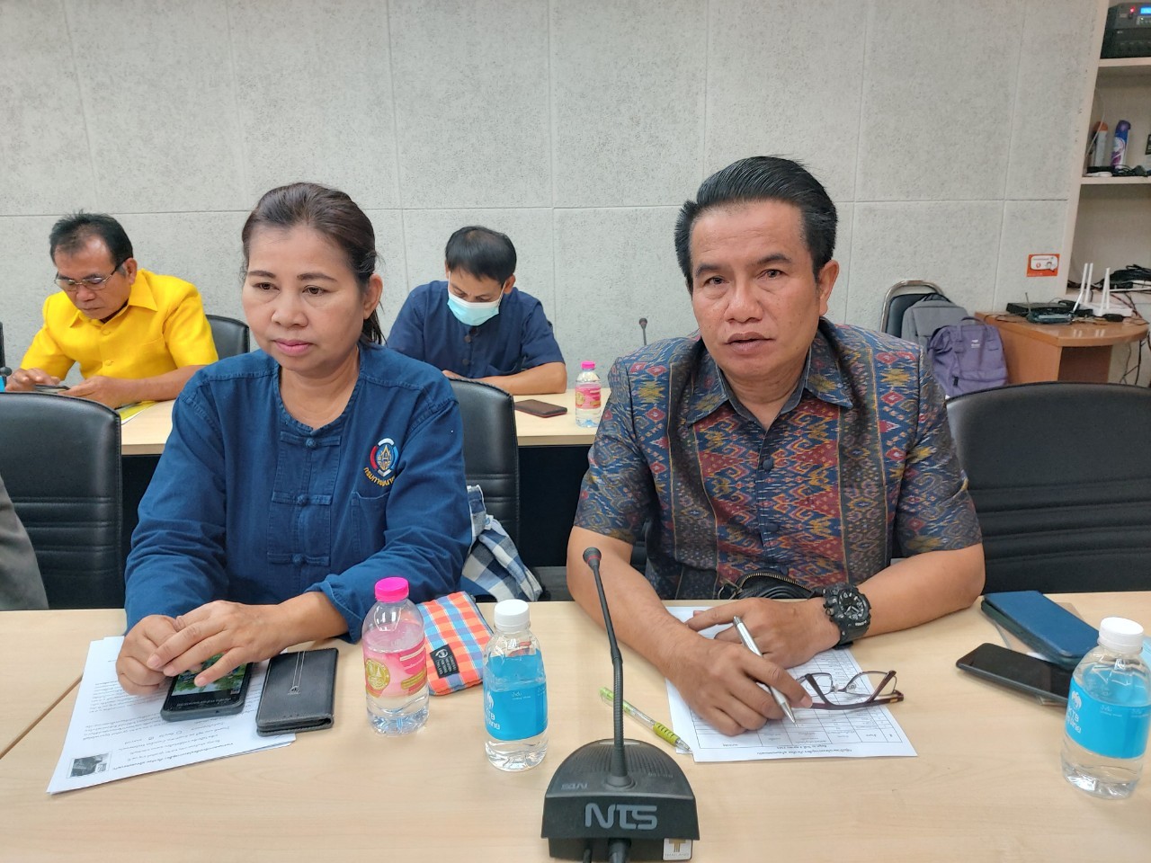 ? พช.ขอนแก่น : ประชุมเตรียมความพร้อมพิธีลงนาม MOU การขับเคลื่อนโครงการ “คู่เสี่ยว เกี่ยวก้อย แก้จนคนขอนแก่น” ?