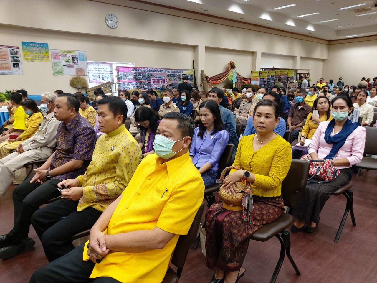 ? จังหวัดขอนแก่น : ผนึกกำลังกับ โครงการคืนคุณแผ่นดิน ลงนาม MOU ขับเคลื่อนโครงการ“คู่เสี่ยว เกี่ยวก้อย แก้จนคนขอนแก่น” ?