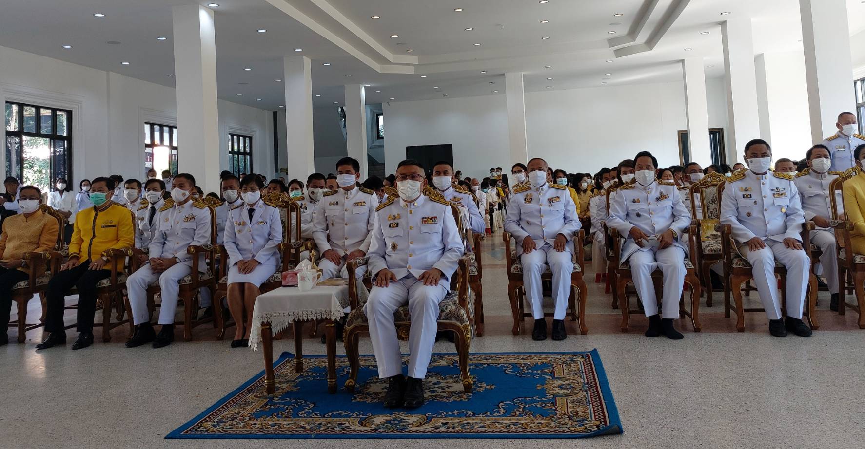 ?พช.ขอนแก่น : ร่วมพิธีเจริญพระพุทธมนต์ เนื่องในโอกาสวันคล้ายวันพระบรมราชสมภพ 5 ธันวาคม 2563?