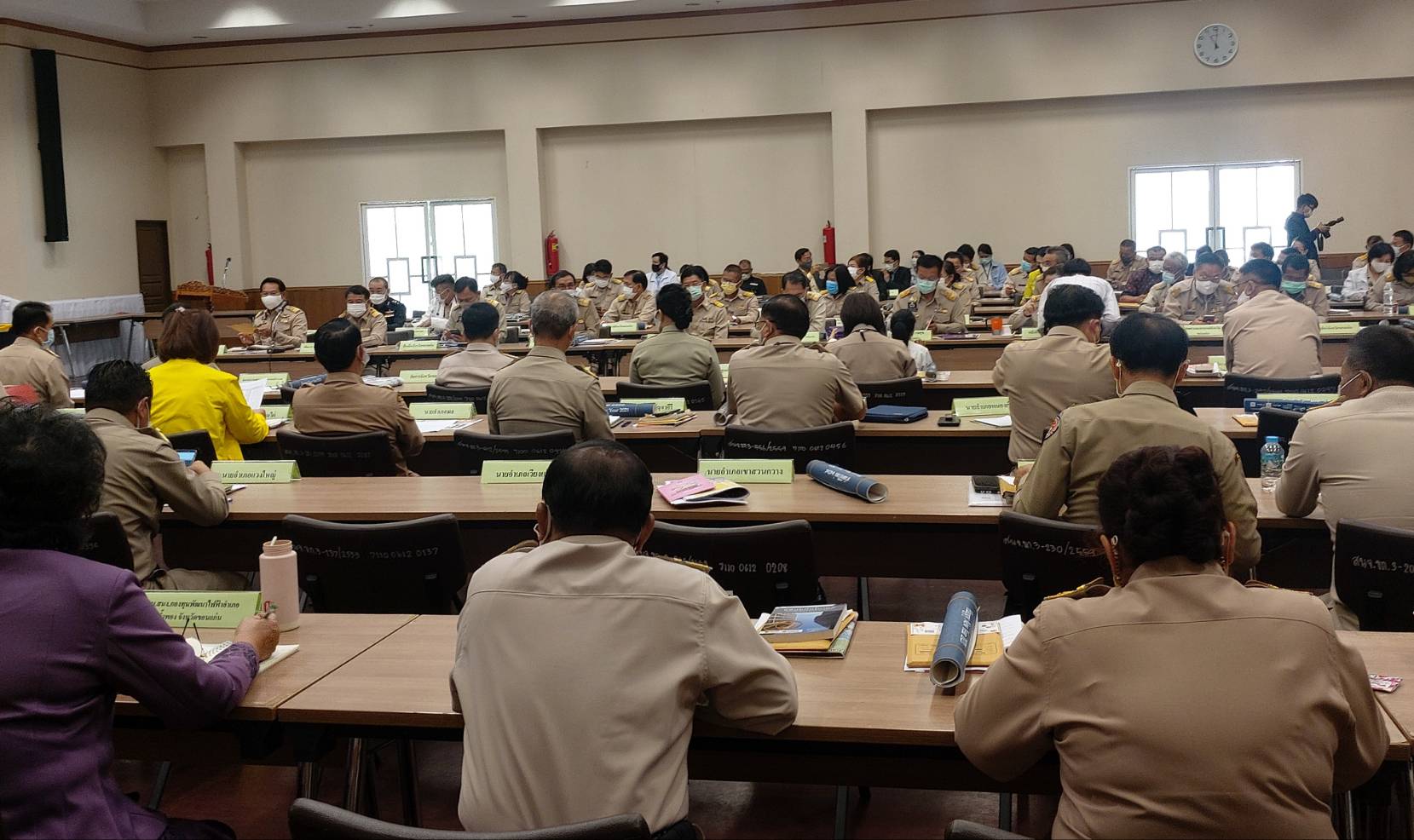 ? พช.ขอนแก่น : ร่วมประชุมหัวหน้าส่วนราชการ สังกัดกระทรวงมหาดไทย และประชุมกรมการจังหวัดขอนแก่น ครั้งที่ 12/2563 ?