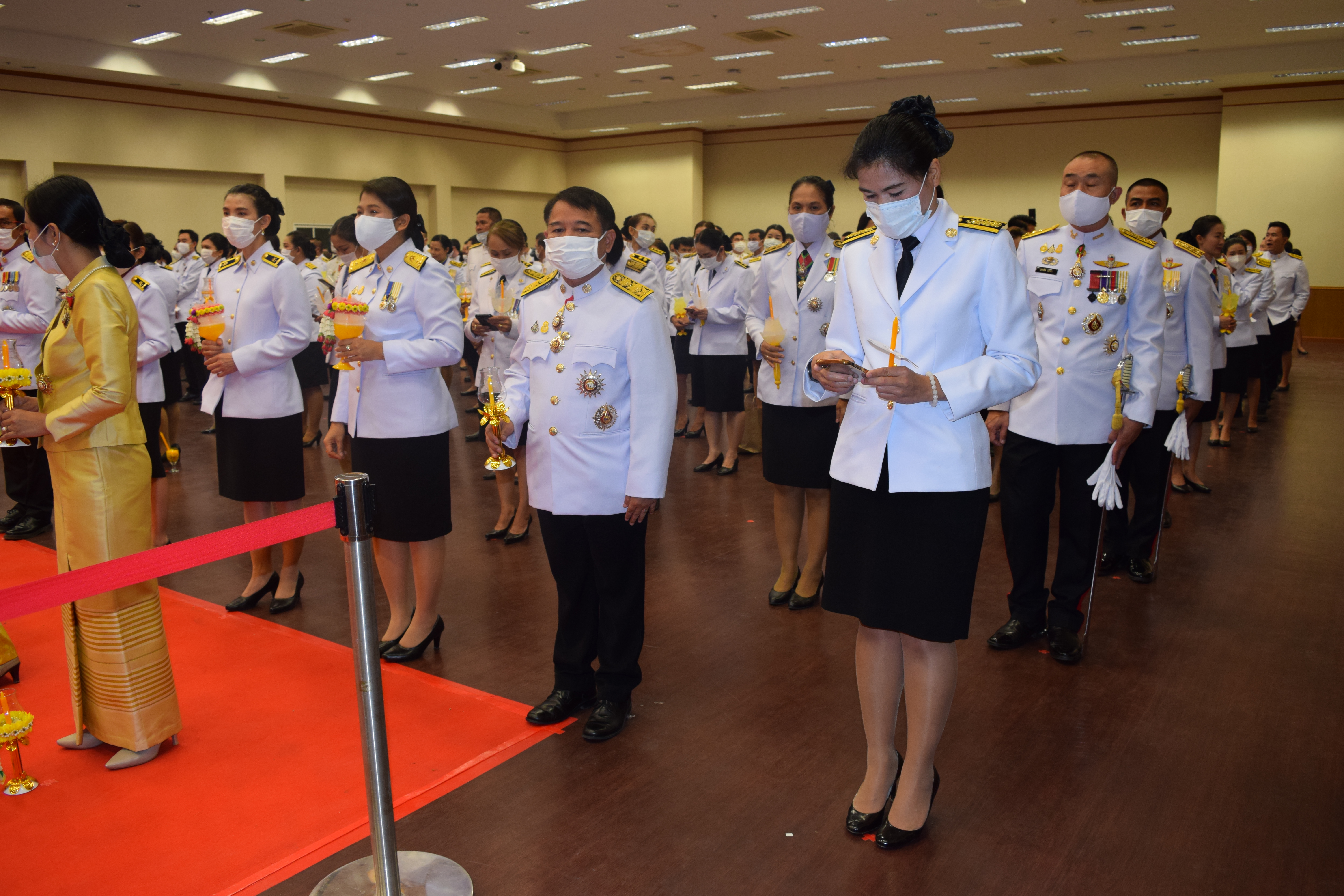? พช.ขอนแก่น : ร่วมกิจกรรมเนื่องในวันคล้ายวันพระราชสมภพ พระบาทสมเด็จพระบรมชนกาธิเบศร มหาภูมิพลอดุลยเดชมหาราช บรมนาถบพิตร วันชาติ และวันพ่อแห่งชาติ 5 ธันวาคม 2563?
