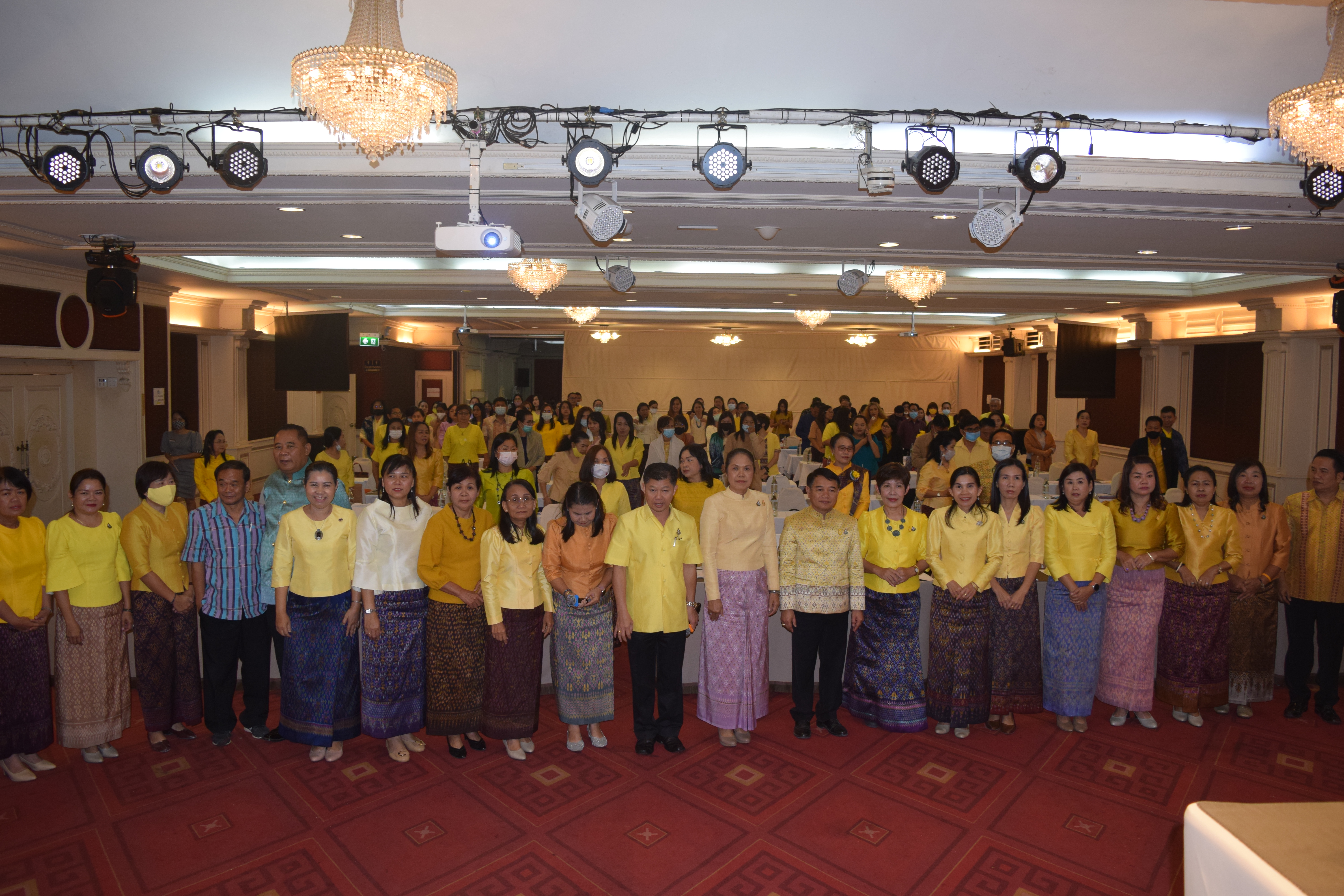 ? พช.ขอนแก่น : เสริมทัพ ! เพิ่มประสิทธิภาพการปฏิบัติงานแก่เจ้าหน้าที่พัฒนาชุมชน ด้านการบริหารความเสี่ยง และการเสริมสร้างจริยธรรมข้าราชการ ตามโครงการพัฒนาคุณภาพชีวิตตามหลักทฤษฎีใหม่ ประยุกต์สู่ “โคก หนอง นา โมเดล” ประจำปีงบประมาณ พ.ศ.2564 ?