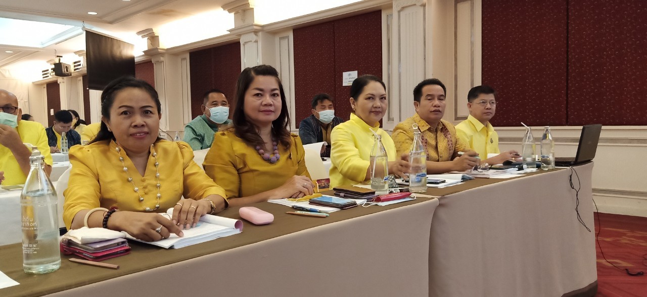 ? พช.ขอนแก่น : เสริมทัพ ! เพิ่มประสิทธิภาพการปฏิบัติงานแก่เจ้าหน้าที่พัฒนาชุมชน ด้านการบริหารความเสี่ยง และการเสริมสร้างจริยธรรมข้าราชการ ตามโครงการพัฒนาคุณภาพชีวิตตามหลักทฤษฎีใหม่ ประยุกต์สู่ “โคก หนอง นา โมเดล” ประจำปีงบประมาณ พ.ศ.2564 ?