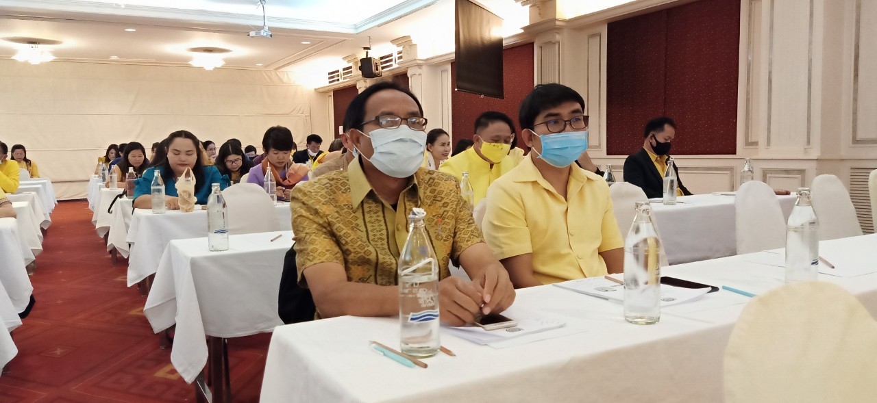 ? พช.ขอนแก่น : เสริมทัพ ! เพิ่มประสิทธิภาพการปฏิบัติงานแก่เจ้าหน้าที่พัฒนาชุมชน ด้านการบริหารความเสี่ยง และการเสริมสร้างจริยธรรมข้าราชการ ตามโครงการพัฒนาคุณภาพชีวิตตามหลักทฤษฎีใหม่ ประยุกต์สู่ “โคก หนอง นา โมเดล” ประจำปีงบประมาณ พ.ศ.2564 ?