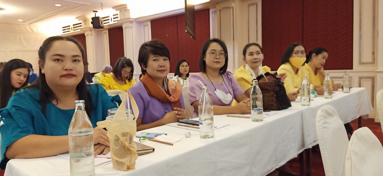 ? พช.ขอนแก่น : เสริมทัพ ! เพิ่มประสิทธิภาพการปฏิบัติงานแก่เจ้าหน้าที่พัฒนาชุมชน ด้านการบริหารความเสี่ยง และการเสริมสร้างจริยธรรมข้าราชการ ตามโครงการพัฒนาคุณภาพชีวิตตามหลักทฤษฎีใหม่ ประยุกต์สู่ “โคก หนอง นา โมเดล” ประจำปีงบประมาณ พ.ศ.2564 ?