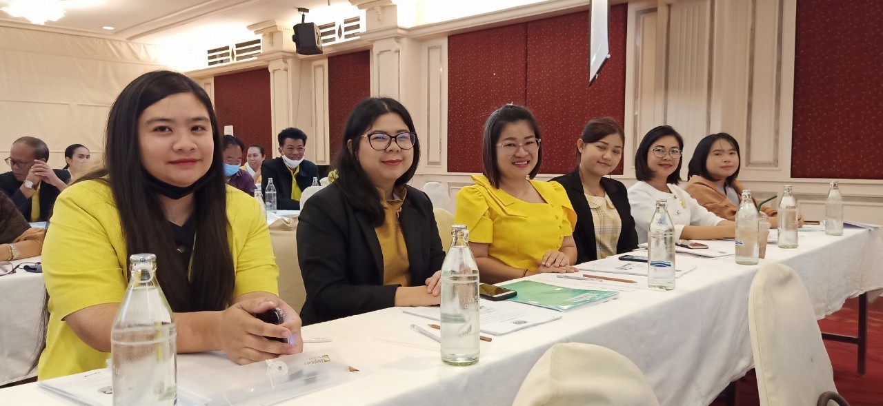 ? พช.ขอนแก่น : เสริมทัพ ! เพิ่มประสิทธิภาพการปฏิบัติงานแก่เจ้าหน้าที่พัฒนาชุมชน ด้านการบริหารความเสี่ยง และการเสริมสร้างจริยธรรมข้าราชการ ตามโครงการพัฒนาคุณภาพชีวิตตามหลักทฤษฎีใหม่ ประยุกต์สู่ “โคก หนอง นา โมเดล” ประจำปีงบประมาณ พ.ศ.2564 ?