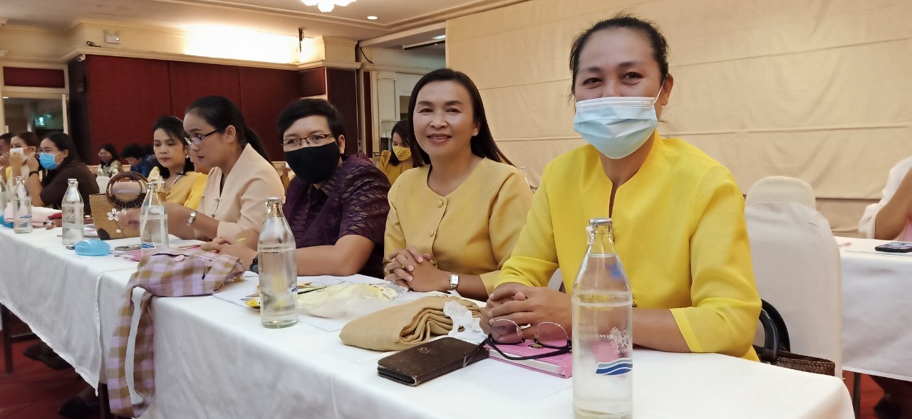 ? พช.ขอนแก่น : เสริมทัพ ! เพิ่มประสิทธิภาพการปฏิบัติงานแก่เจ้าหน้าที่พัฒนาชุมชน ด้านการบริหารความเสี่ยง และการเสริมสร้างจริยธรรมข้าราชการ ตามโครงการพัฒนาคุณภาพชีวิตตามหลักทฤษฎีใหม่ ประยุกต์สู่ “โคก หนอง นา โมเดล” ประจำปีงบประมาณ พ.ศ.2564 ?