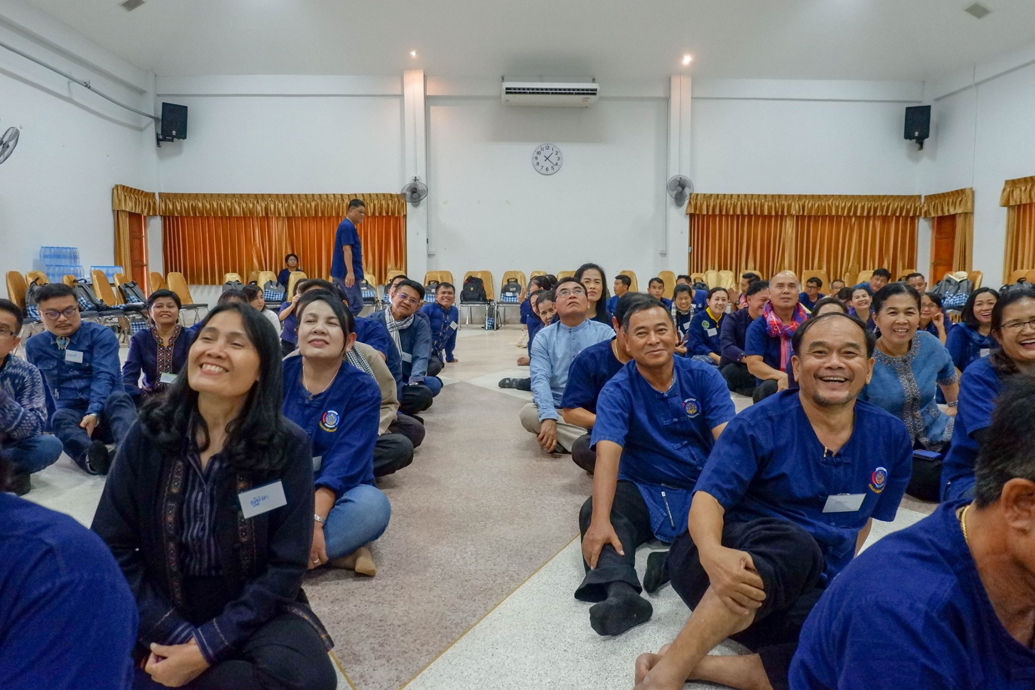 ? พช.ขอนแก่น : ร่วมโครงการ กิจกรรมที่ 1 ฝึกอบรมระยะสั้นการพัฒนากสิกรรมสู่ระบบเศรษฐกิจพอเพียง รูปแบบ โคก หนอง นา โมเดล รุ่นที่ 1?
