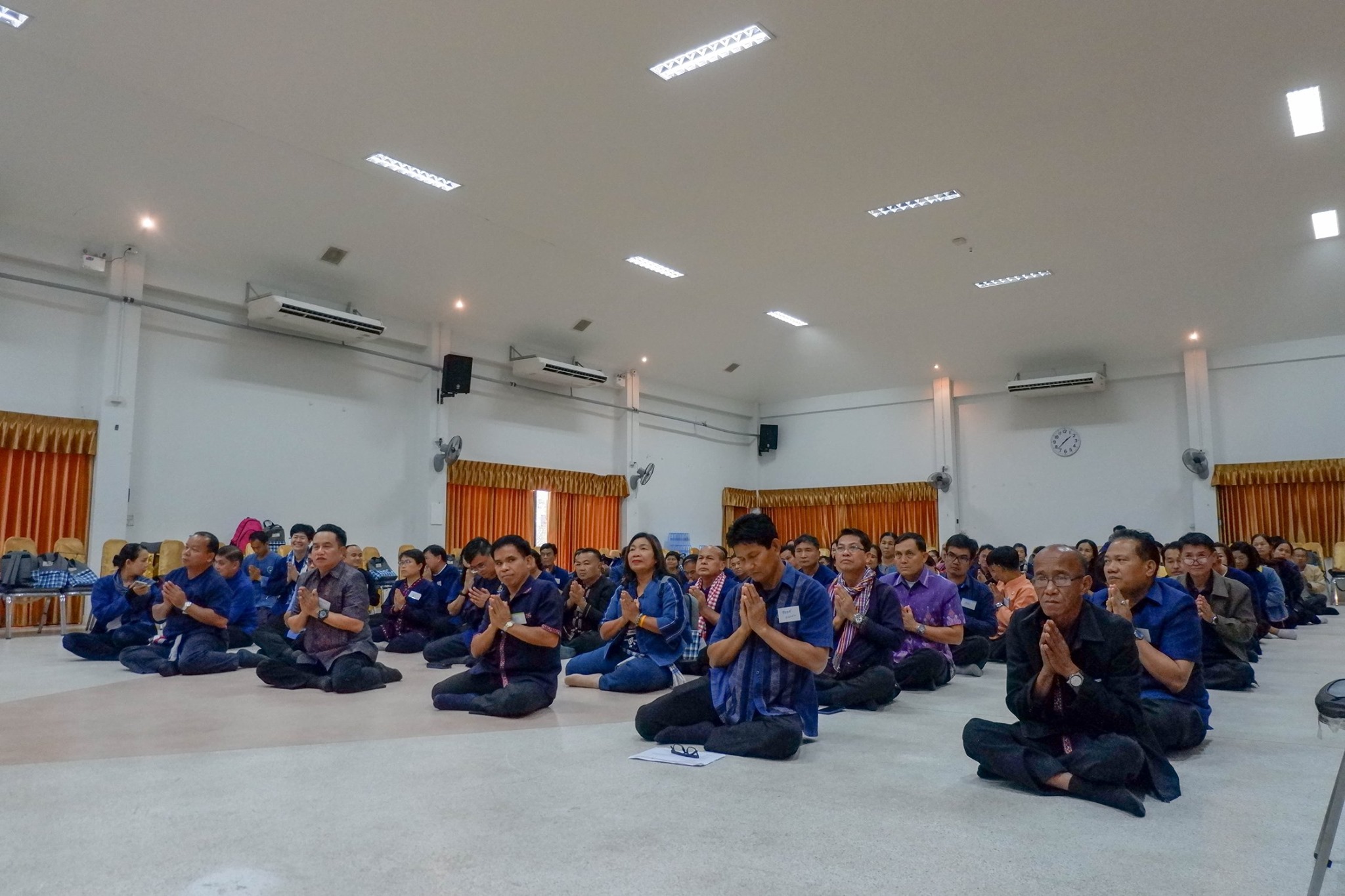 ? พช.ขอนแก่น : ร่วมโครงการ กิจกรรมที่ 1 ฝึกอบรมระยะสั้นการพัฒนากสิกรรมสู่ระบบเศรษฐกิจพอเพียง รูปแบบ โคก หนอง นา โมเดล รุ่นที่ 1?