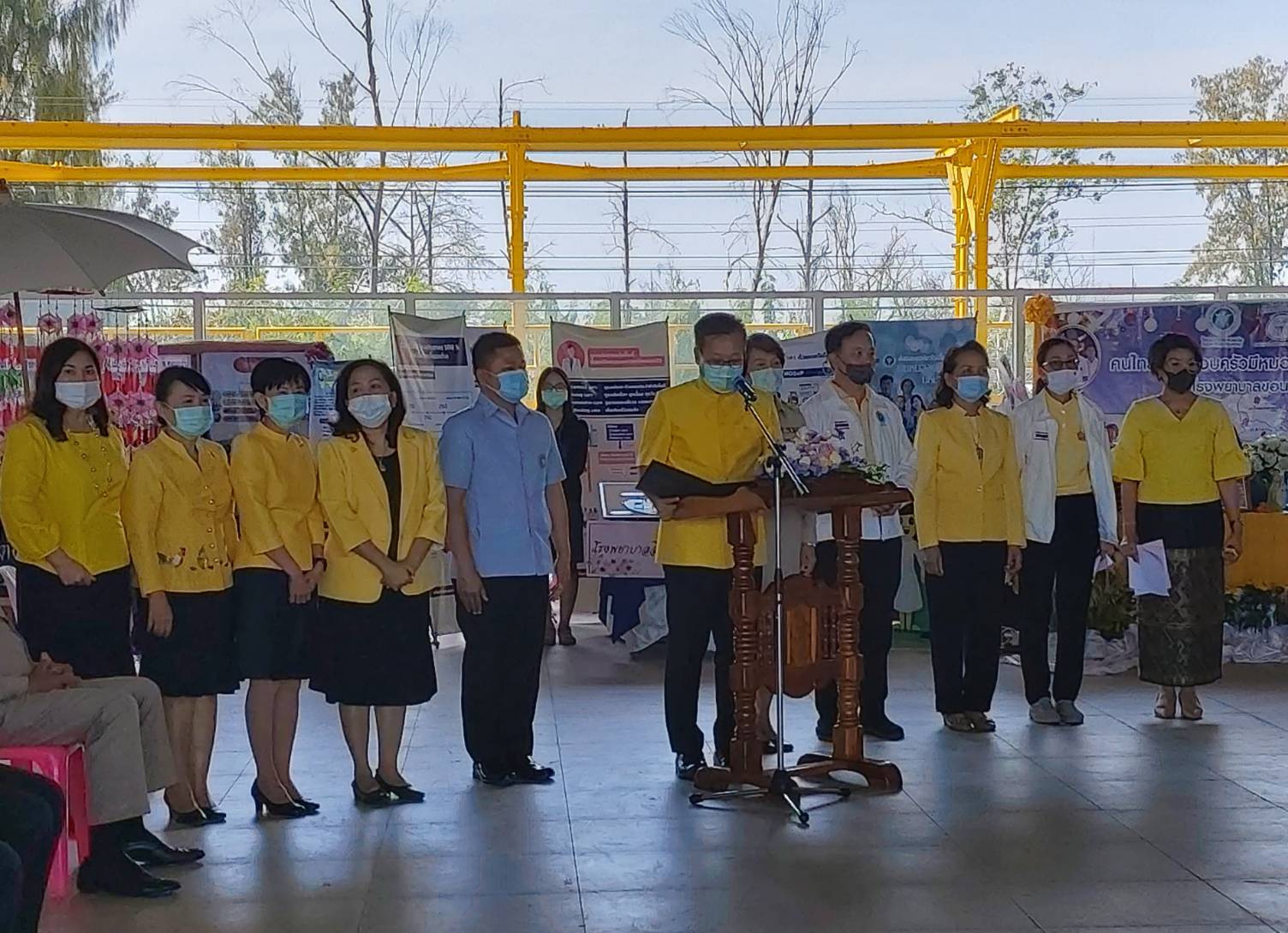 ? พช.ขอนแก่น : ร่วมโครงการรณรงค์ขับเคลื่อนนโยบาย “คนขอนแก่นทุกครอบครัวมีหมอประจำตัว 3 คน” ภายใต้โครงการของขวัญปีใหม่ ของขวัญวันเด็ก กระทรวงสาธารณสุข?
