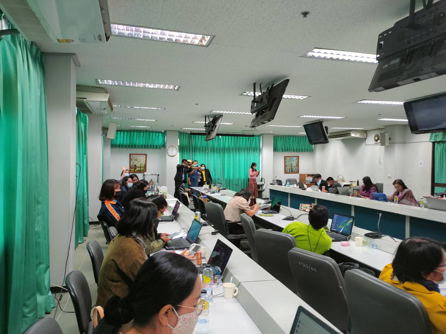 ? พช.ขอนแก่น : จัดทำโครงการเพิ่มพูนทักษะการจัดการ Contents เพื่อการประชาสัมพันธ์งานพัฒนาชุมชน ?