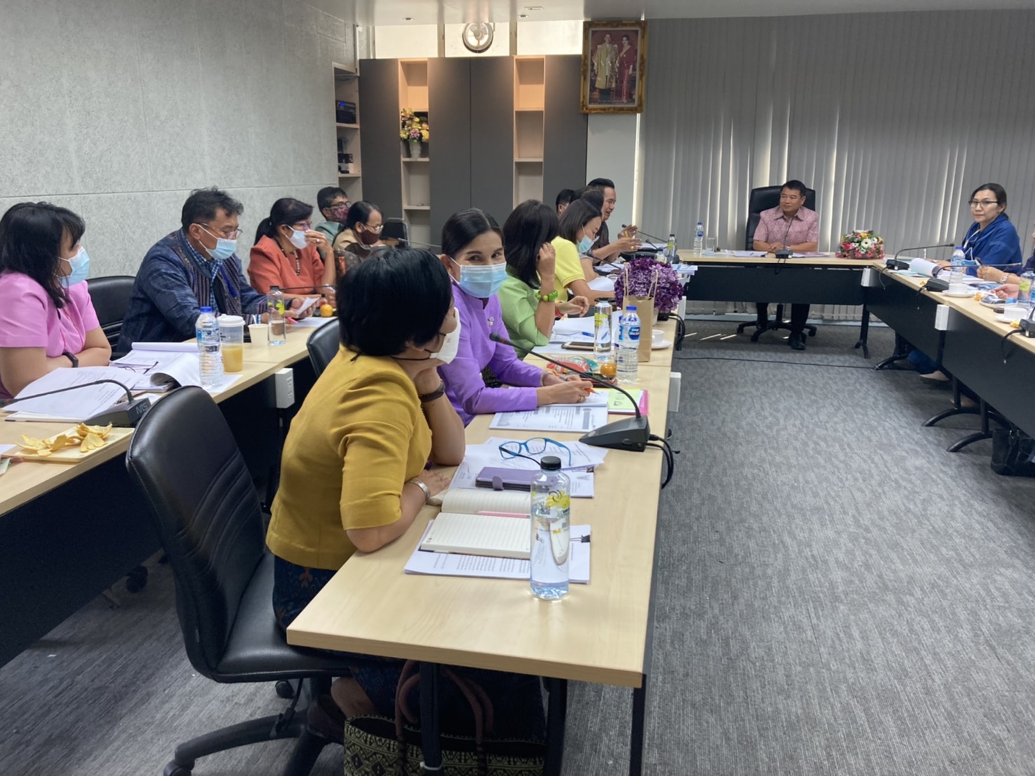 ? พช.ขอนแก่น : ประชุมซักซ้อมแนวทางการปฏิบัติการดำเนินงานโครงการพัฒนาพื้นที่ต้นแบบการพัฒนาคุณภาพชีวิตตามหลักทฤษฎีใหม่ ประยุกต์สู่ “โคก หนอง นา โมเดล”?