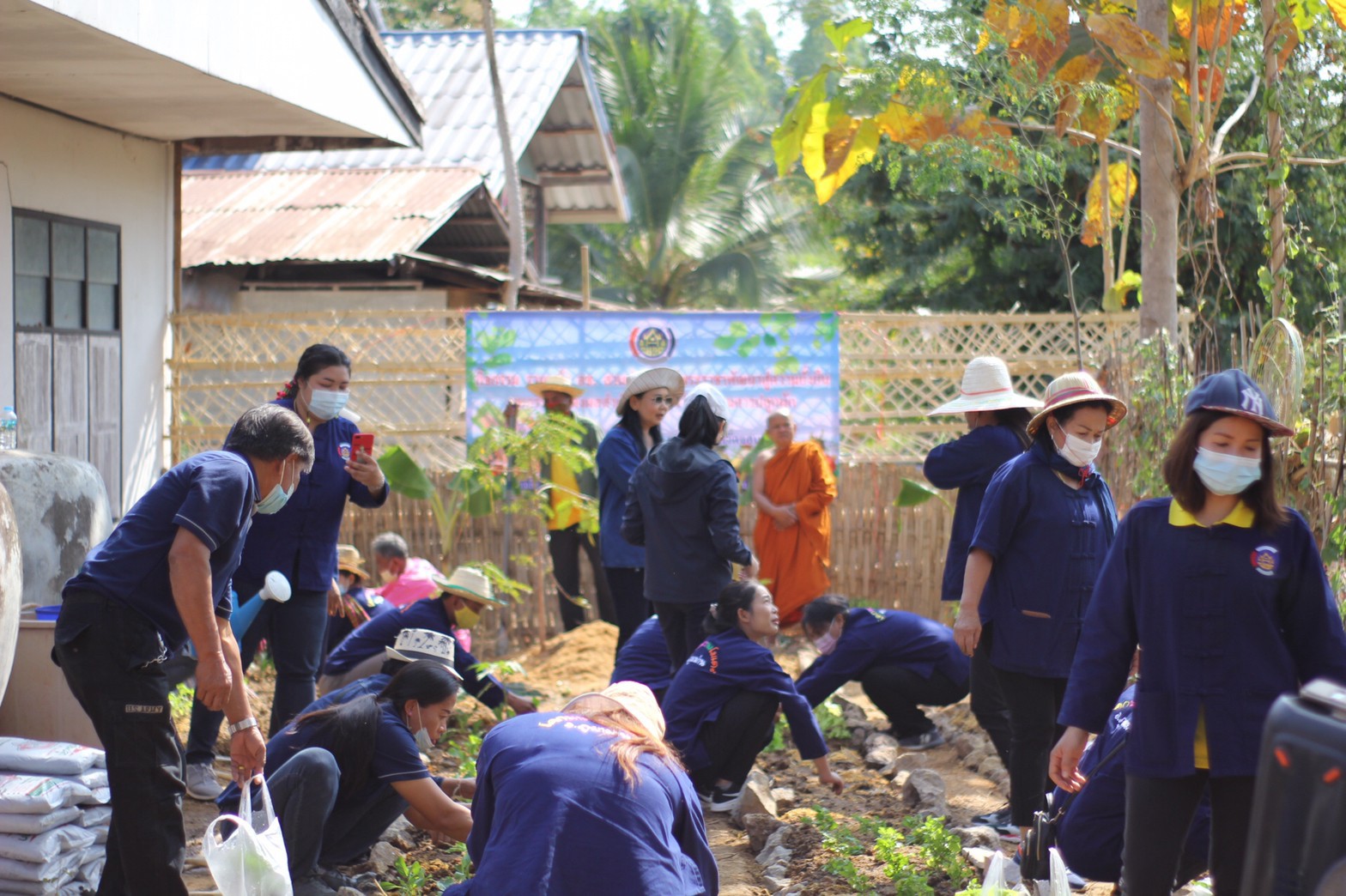 ?พช.ขอนแก่น : รวมพลัง อช.ขอนแก่น สานต่อศาสตร์พระราชา พัฒนาสู่ความยั่งยืน (ครบรอบ 52 ปี อาสาพัฒนาชุมชน)?