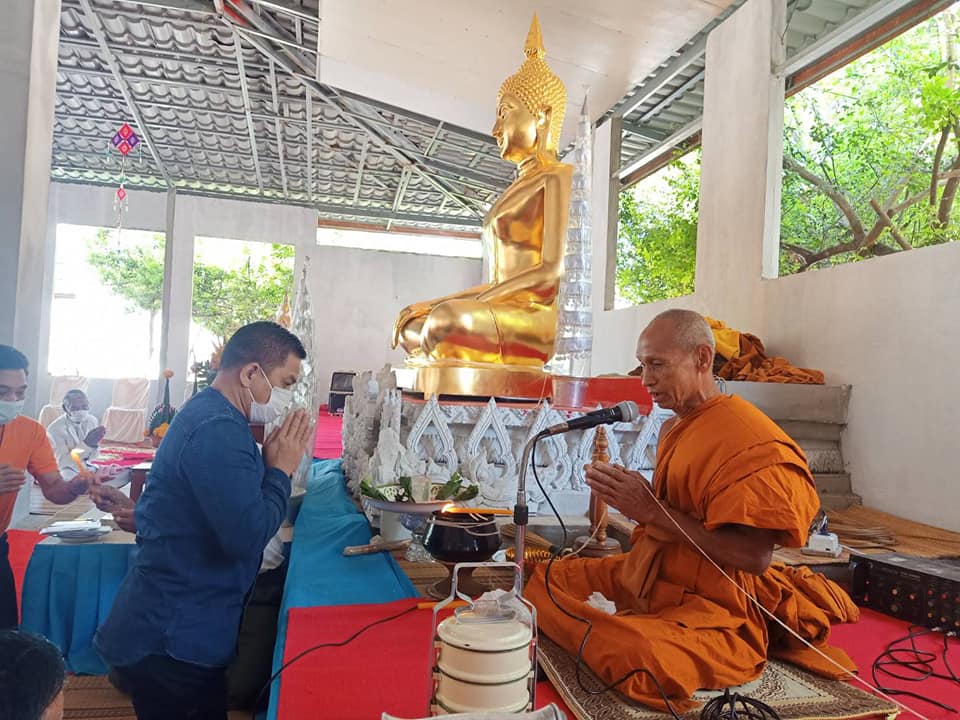 ?ผู้บริหารขอนแก่น  ติดตามการดำเนินงาน​ครัวเรือนต้นแบบ​ โคก​ หนอง ​นา ​โมเดล และโครงการคู่เสี่ยวเกี่ยวก้อยแก้จนคนขอนแก่น อำเภอชุมแพ?