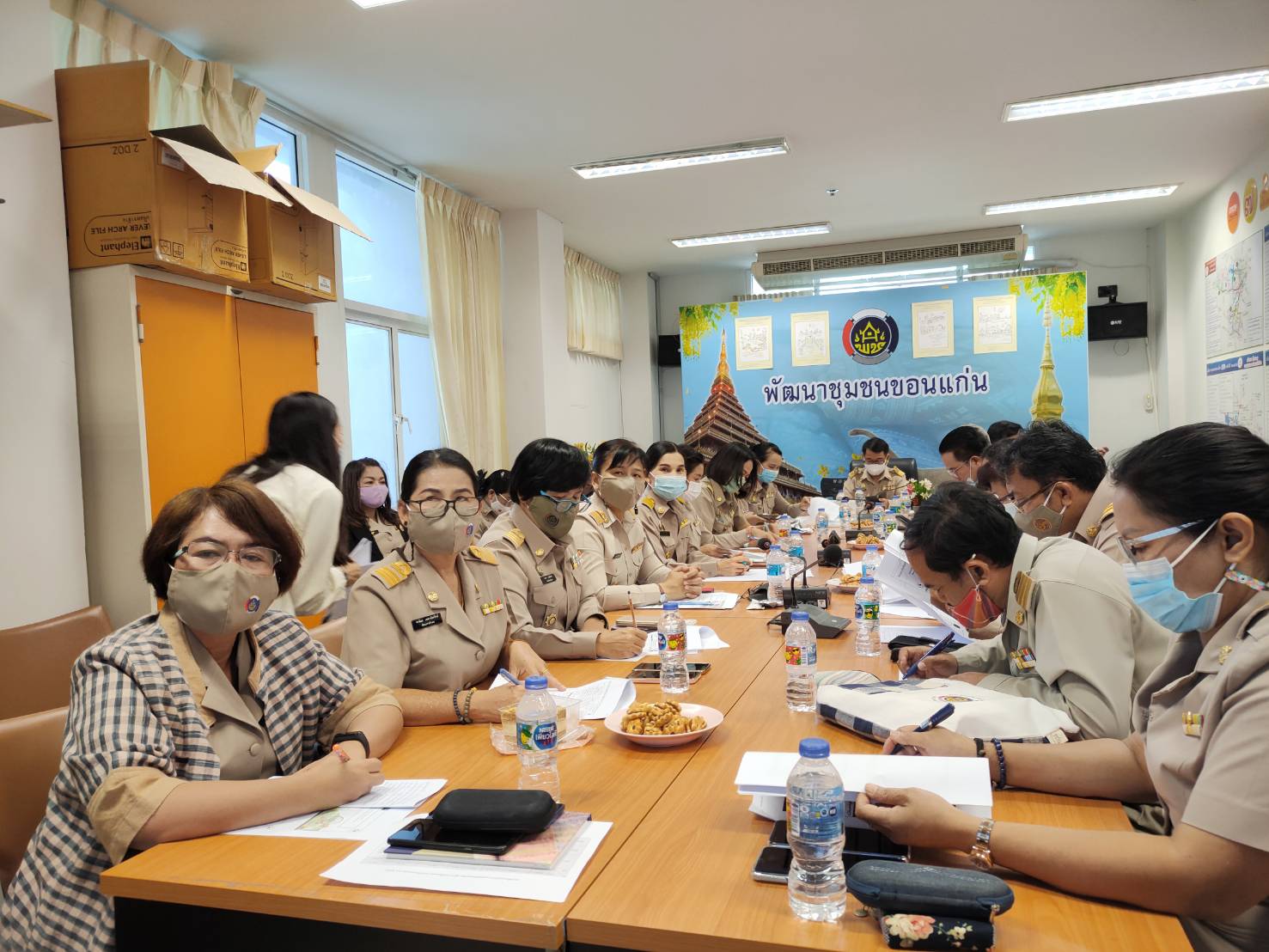 ?พช.ขอนแก่น ร่วมประชุมโครงการเสริมสร้างและพัฒนาผู้นำการเปลี่ยนแปลง กิจกรรมที่1 ประชุมสร้างความเข้าใจในการขับเคลื่อนโครงการเสริมสร้างและพัฒนาผู้นำการเปลี่ยนแปลง (Video conference) ?