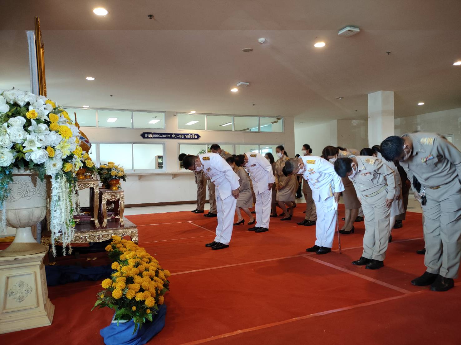 ?พช.ขอนแก่น ร่วมพิธีมอบปฎิทินหลวงพุทธศักราช 2564 พระราชทานสำหรับความสุขปีใหม่?