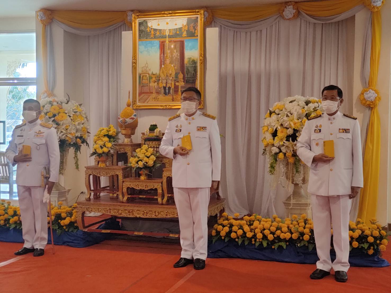 ?พช.ขอนแก่น ร่วมพิธีมอบปฎิทินหลวงพุทธศักราช 2564 พระราชทานสำหรับความสุขปีใหม่?
