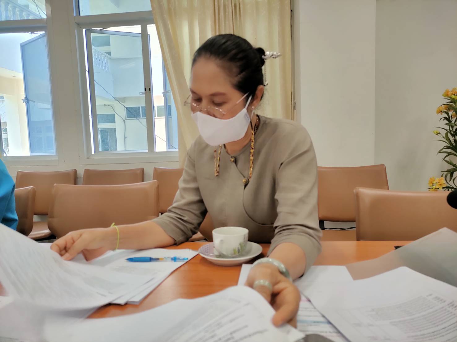 ?พช.ขอนแก่น ดำเนินการประชุมคณะทำงานเพื่อจัดทำตัวชี้วัดและค่าเป้าหมายการประเมินผลการปฏิบัติราชการ สำนักงานพัฒนาชุมชนจังหวัดขอนแก่น ประจำปีงบประมาณ พ.ศ. 2564 ?