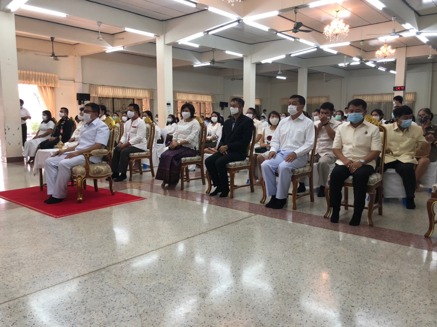 ?พช.ขอนแก่น ร่วมพิธีทำบุญตักบาตร พิธีเจริญพระพุทธมนต์ฯ เนื่องในเทศกาลวันมาฆบูชา จังหวัดขอนแก่น ปี2564 ?