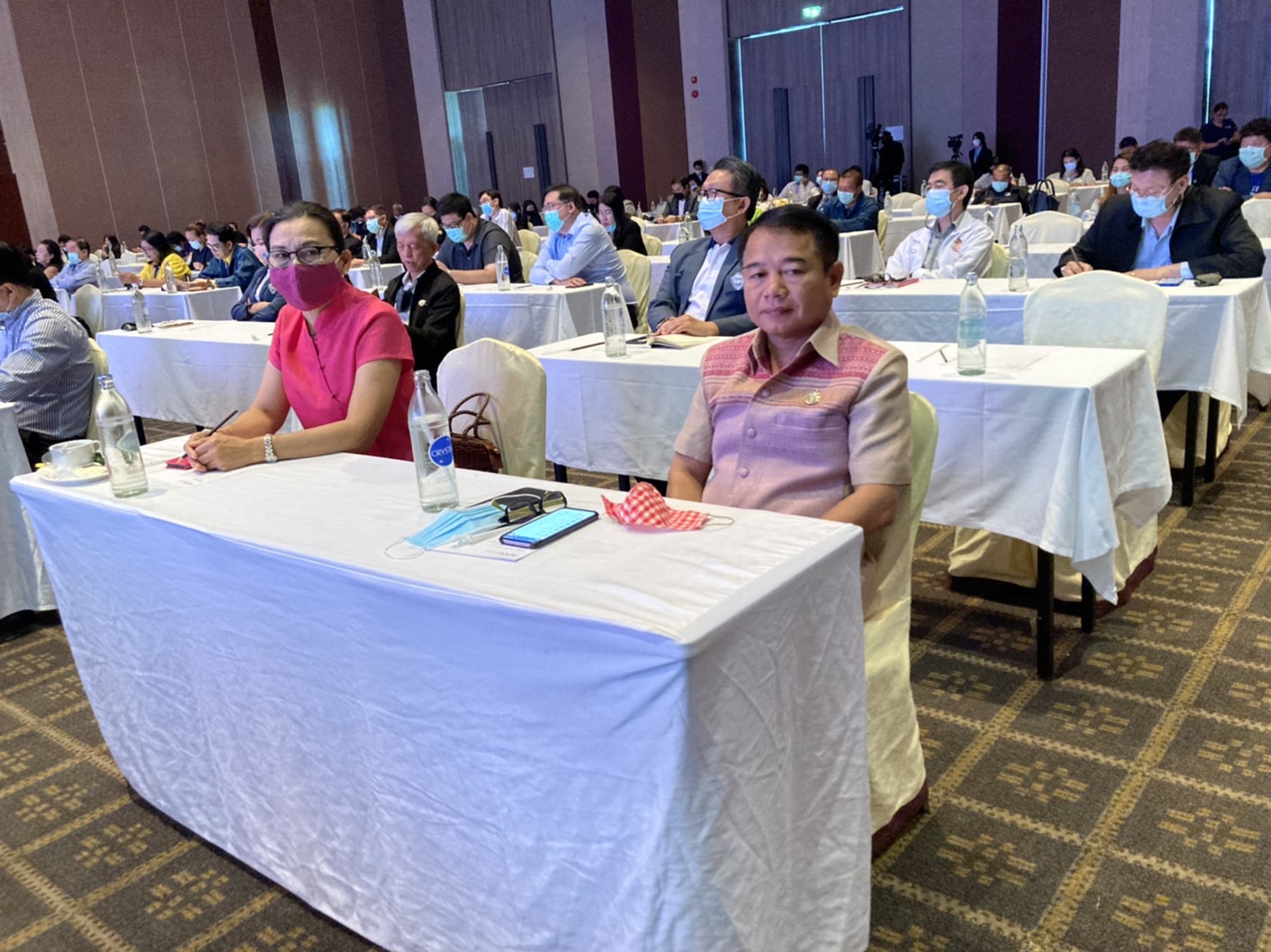 ?พช.ขอนแก่น เข้าร่วมแลกเปลี่ยนการสัมมานาและเสวนา กิจกรรมสัมมนา13 ปี อีสานบิซสู่การเปลี่ยนแปลงเพื่อเสริมพลัสมาร์ทซิตี้และเศรษฐกิจอีสาน?
