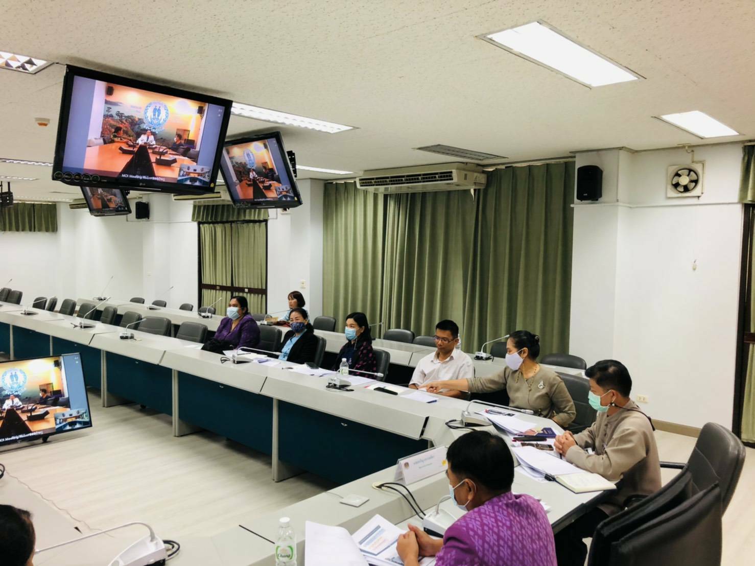 จังหวัดขอนแก่น ติดตามรับชมการประชุมกรมการพัฒนาชุมชน ครั้งที่ 3/2564 ผ่านระบบวีดิทัศน์ทางไกล ( Video Conference)