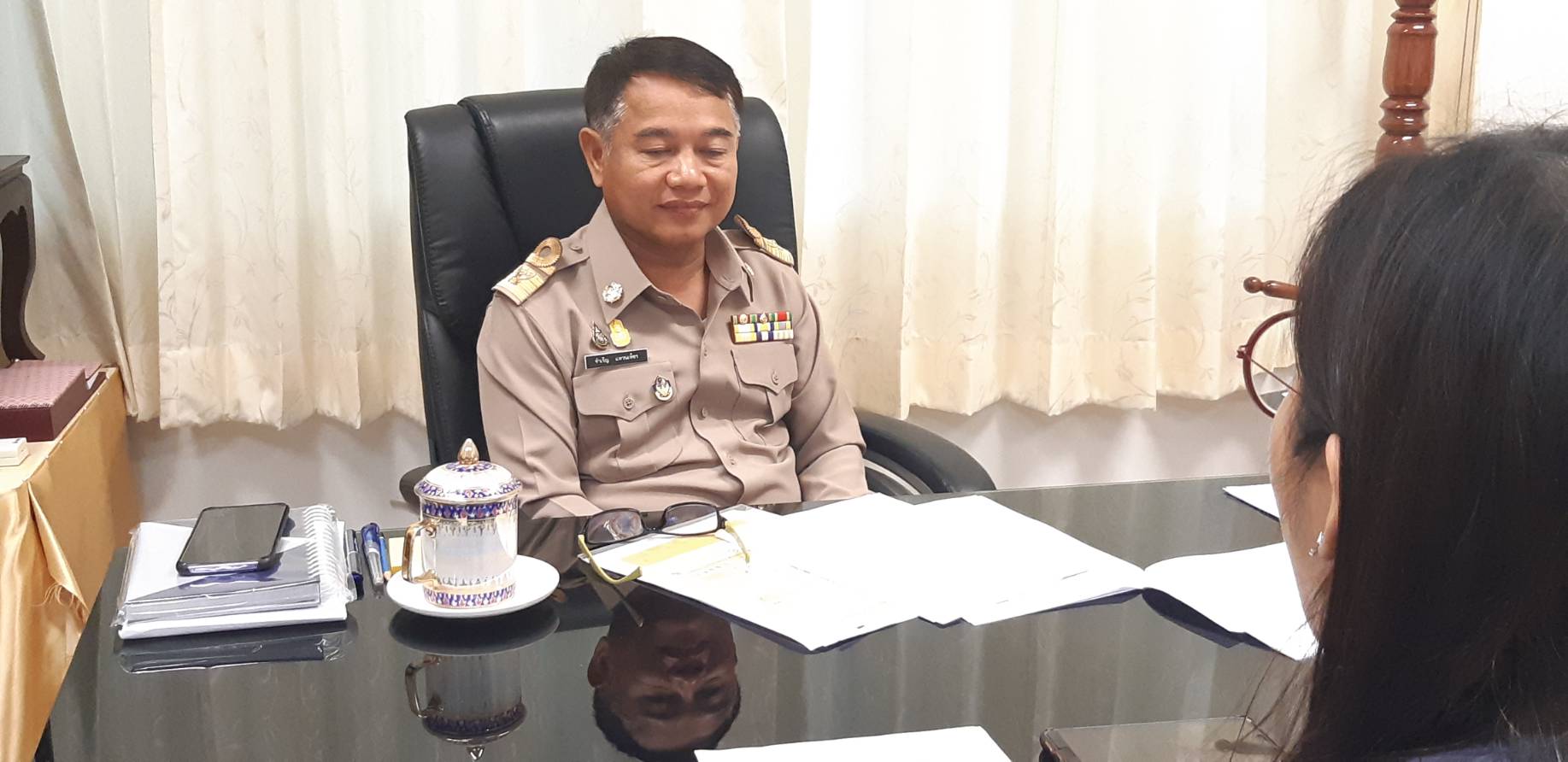 พช.ขอนแก่น ให้สัมภาษณ์โครงการวิจัยพชรื่องการรับรู้และการเตรียมความพร้อมในเชิงนโยบาย และแผนการปฏิบัติงานเพื่อการพัฒนาเมือง แก่อาจารย์ มข.
