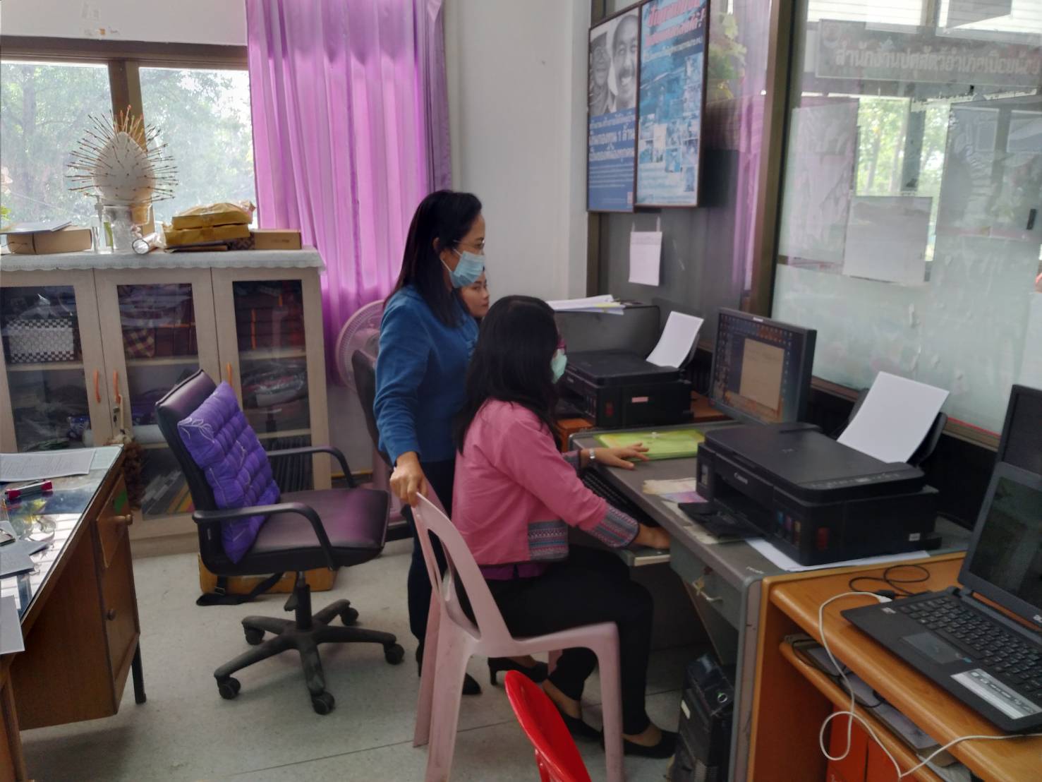 พช.ขอนแก่น ติดตาม สนับสนุนระบบเทคโนโลยีสารสนเทศของสำนักงานพัฒนาชุมชนอำเภอหนองสองห้อง และอำเภอเปือยน้อย และติดตามโครงการพัฒนาพื้นที่ต้นแบบการพัฒนาคุณภาพชีวิตตามหลักทฤษฎีใหม่ประยุกต์สู่ “โคก หนองนา โมเดล อ.เปือยน้อย