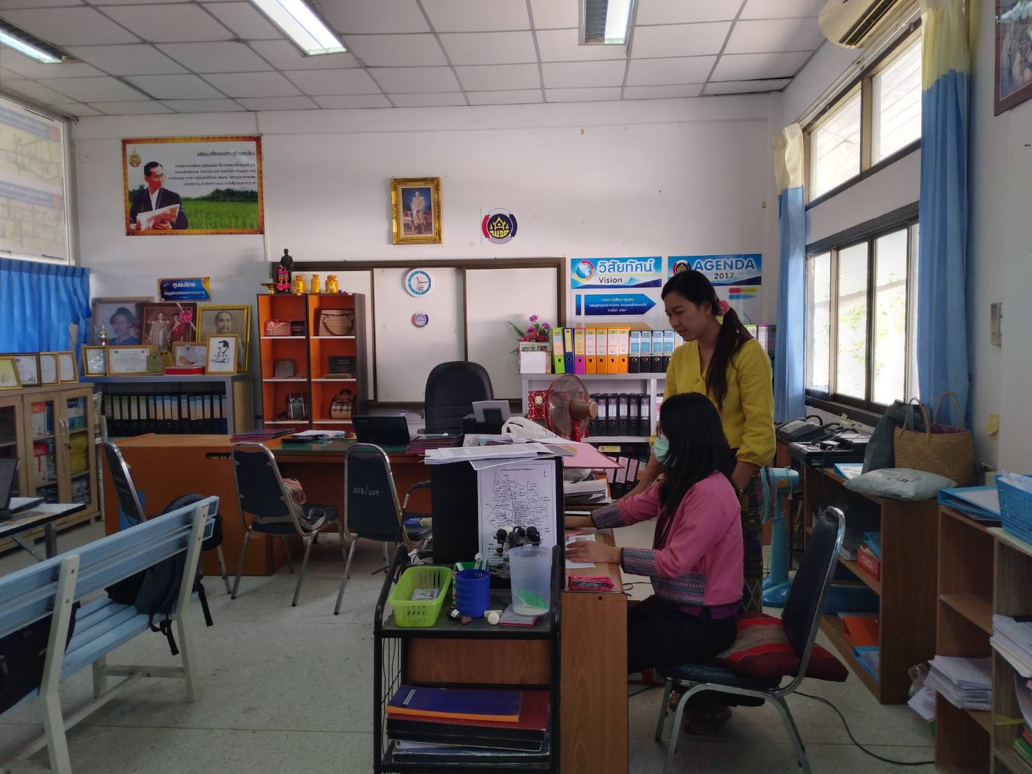 พช.ขอนแก่น ติดตาม สนับสนุนระบบเทคโนโลยีสารสนเทศของสำนักงานพัฒนาชุมชนอำเภอหนองสองห้อง และอำเภอเปือยน้อย และติดตามโครงการพัฒนาพื้นที่ต้นแบบการพัฒนาคุณภาพชีวิตตามหลักทฤษฎีใหม่ประยุกต์สู่ “โคก หนองนา โมเดล อ.เปือยน้อย