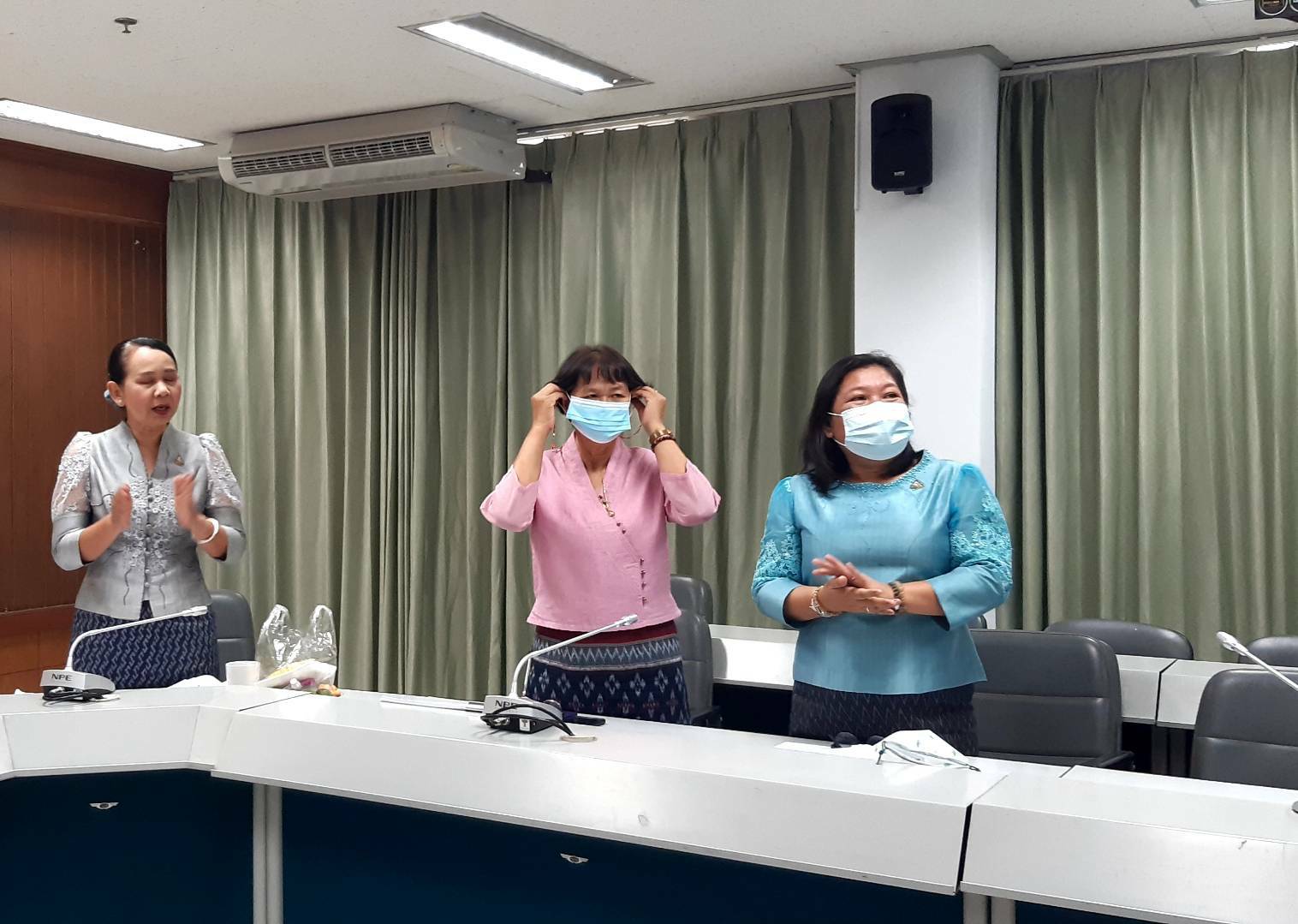 จังหวัดขอนแก่น ติดตามรับชมการประชุมกรมการพัฒนาชุมชน ครั้งที่ 3/2564 ผ่านระบบวีดิทัศน์ทางไกล ( Video Conference)