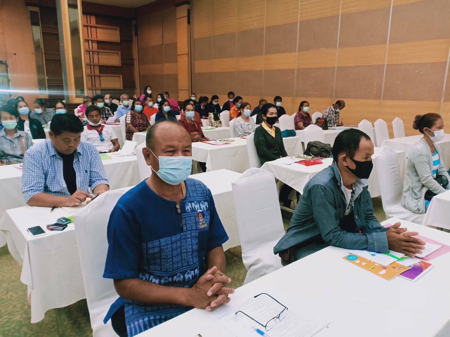 ?พช.ขอนแก่น :ร่วมโครงการส่งเสริมและพัฒนาอาชีพตามหลักปรัชญาเศรษฐกิจพอเพียง : เพิ่มประสิทธิภาพการผลิตจิ้งหรีดเชิงพาณิชย์เพื่อความมั่นคงด้านอาหาร?