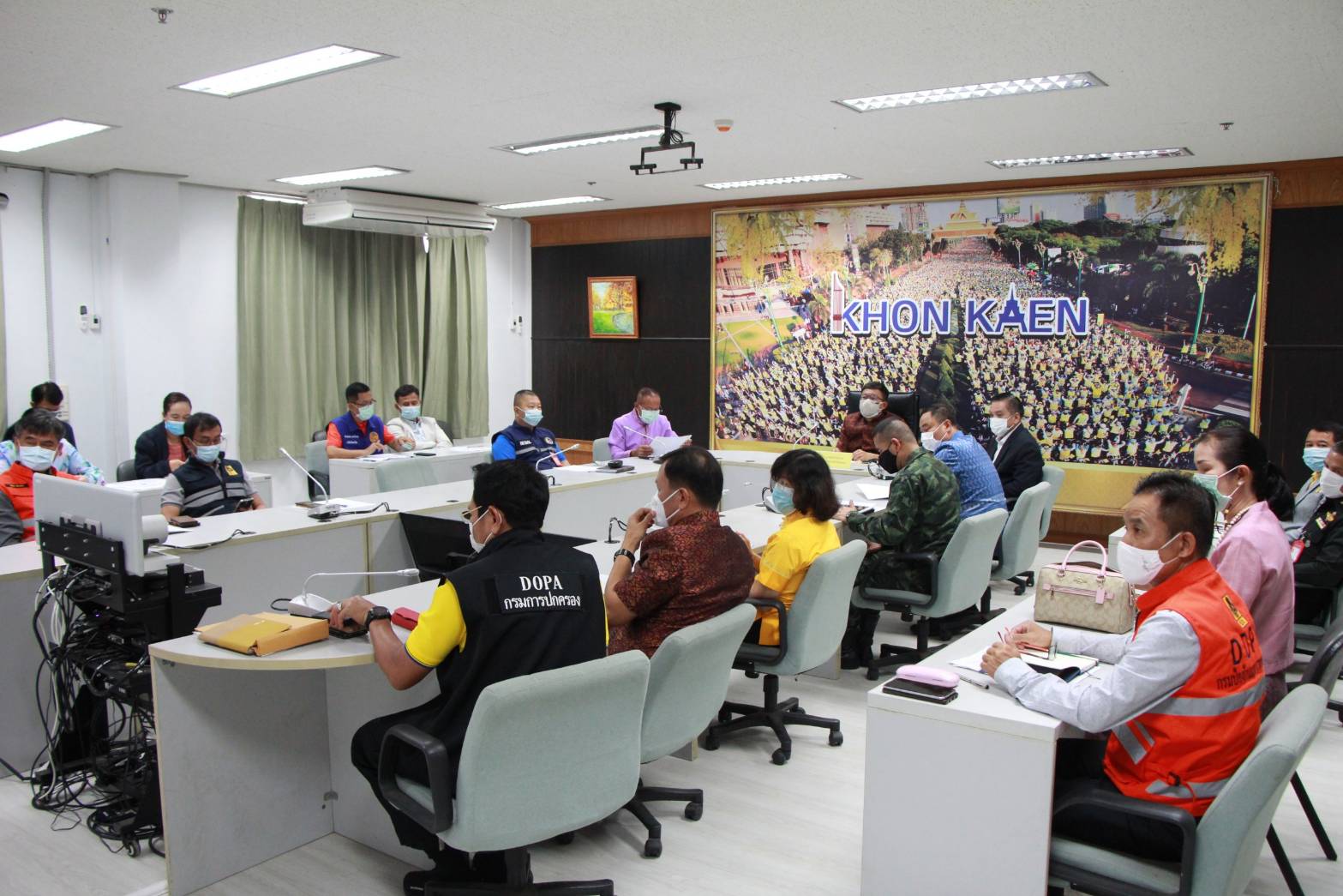 >>ช.ขอนแก่น ร่วมการประชุมฯผ่านระบบวีดิทัศน์ทางไกล (VCS) กระทรวงมหาดไทย