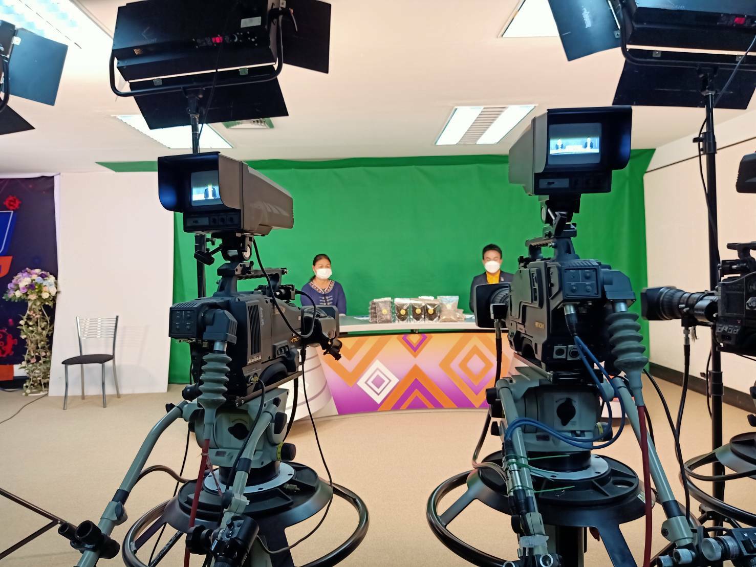 พช.ขอนแก่น : ขับเคลื่อนตำบลสารสนเทศต้นแบบเพื่อการพัฒนา คุณภาพชีวิต “สัมมาชีพชุมชน เลี้ยงจิ้งหรีด สู้ COVID – 19