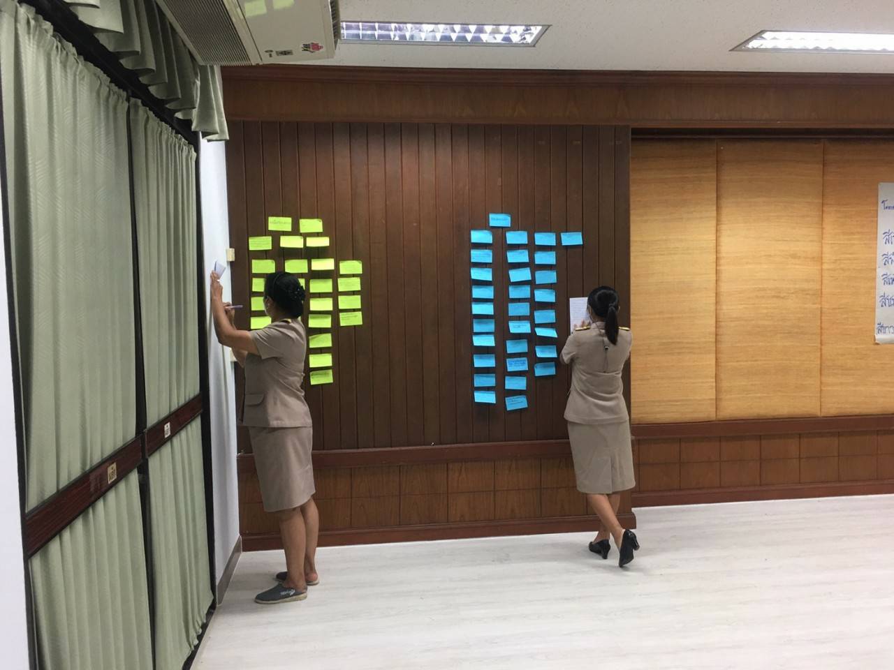 พช.ขอนแก่น : ดำเนินงานโครงการเสริมสร้างและพัฒนาผู้นำการเปลี่ยนแปลง เวทีสรุปผลการดำเนินงานโครงการฯและการประกวดผู้นำการเปลี่ยนแปลงดีเลิศ กิจกรรมย่อยที่ 3.3 จัดตั้งศูนย์แบ่งปัน 76 ตำบลต้นแบบ 