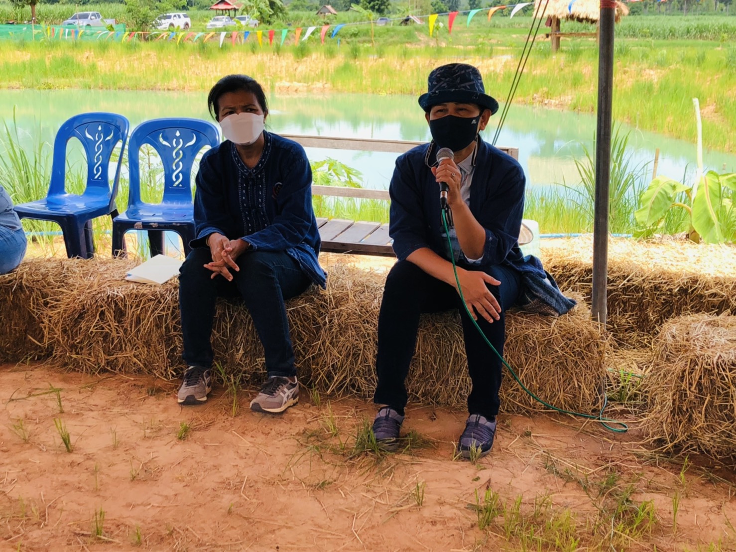 ? พช.ขอนแก่น : ร่วมกิจกรรมเอามื้อสามัคคี “โคก หนอง นา โมเดล” อำเภอเวียงเก่า ?