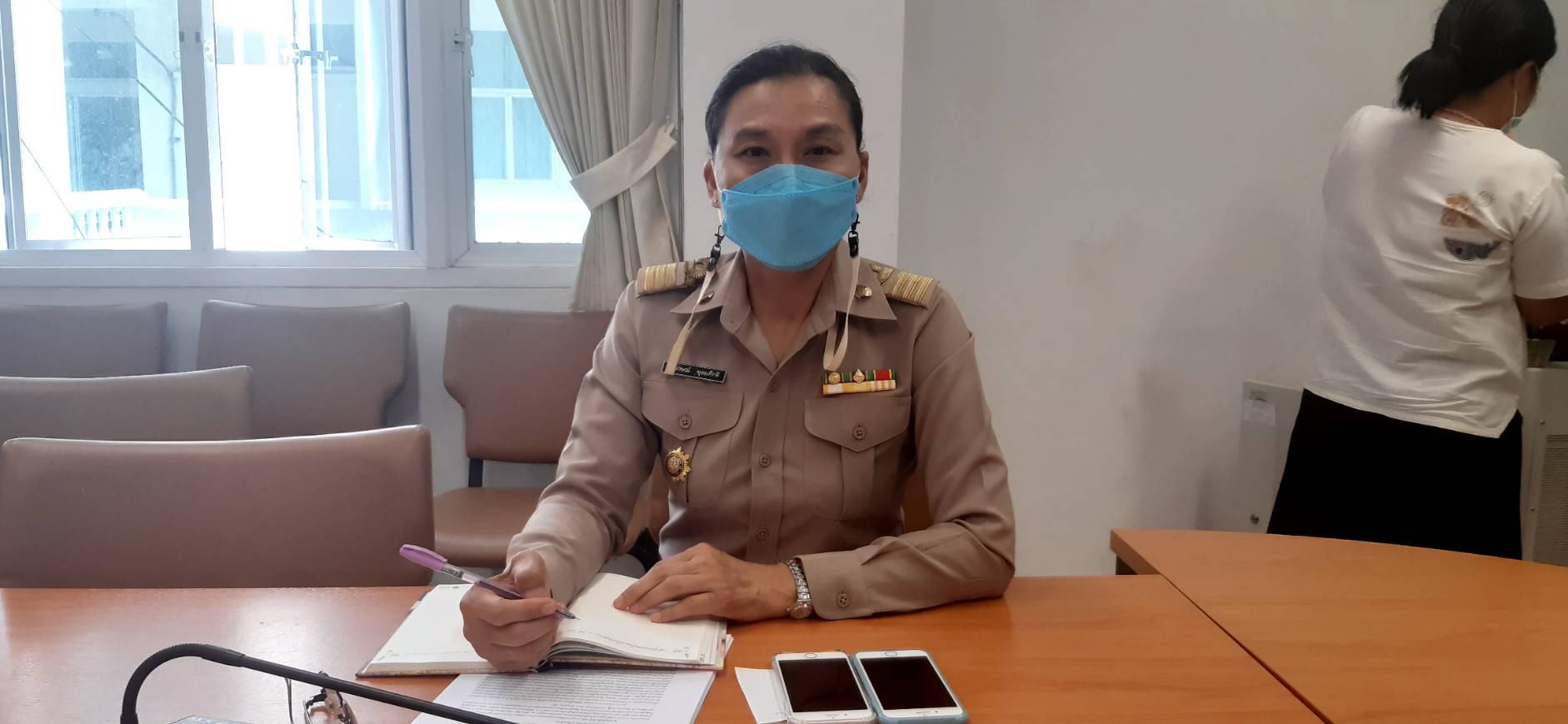 พช.ขอนแก่น : ร่วมรับชมการประชุมทบทวนการบริหารกำลังคนในตำแหน่งประเภทวิชาการ ภายใต้กลุ่มงานในสังกัดส่วนกลางและส่วนภูมิภาค (จังหวัด)  