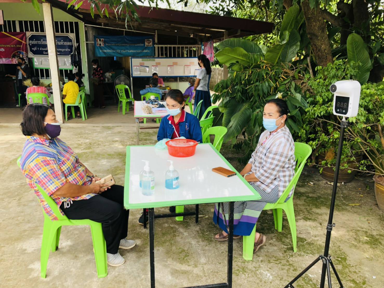 พช.ขอนแก่น : ร่วมกำกับ ดูแล การดำเนินงานโครงการแก้ไขปัญหาความเดือดร้อนด้านอาชีพ ปีงบประมาณ พ.ศ.2564 จังหวัดขอนแก่น ครั้งที่ 2 พื้นที่อำเภอภูผาม่าน จังหวัดขอนแก่น