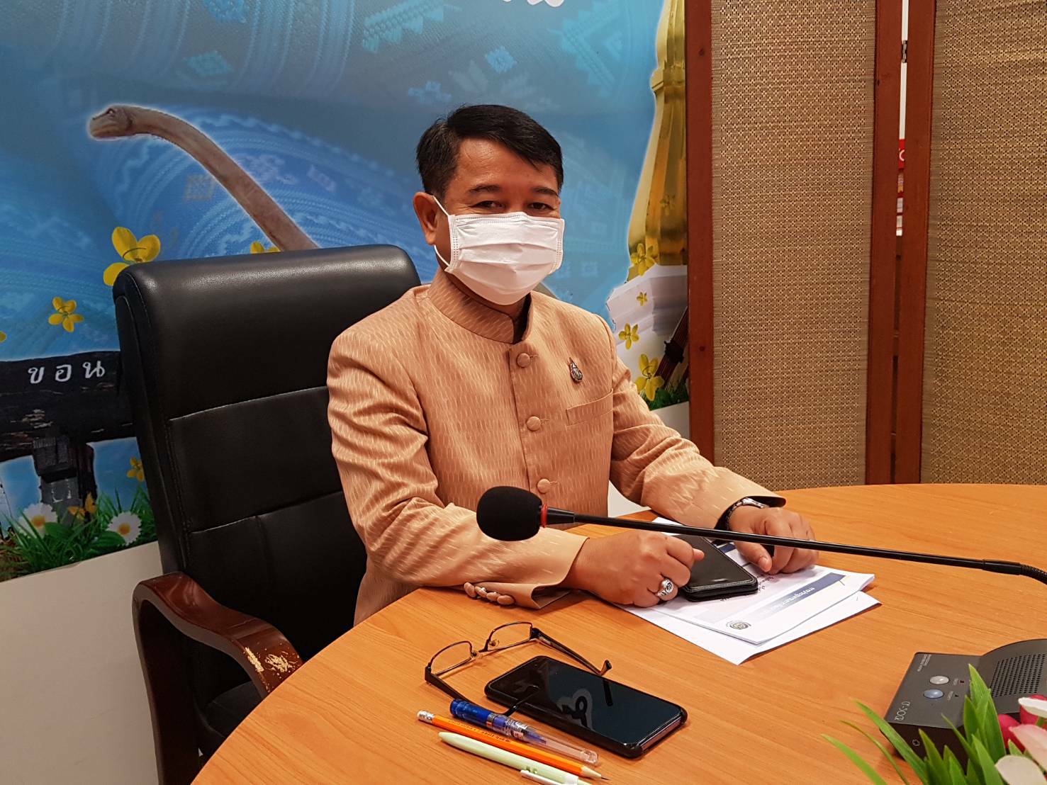 พช.ขอนแก่น : ร่วมประชุมกรมการพัฒนาชุมชน ครั้งที่ 9/2564 ผ่านระบบประชุมออนไลน์ Zoom Cloud Meeting