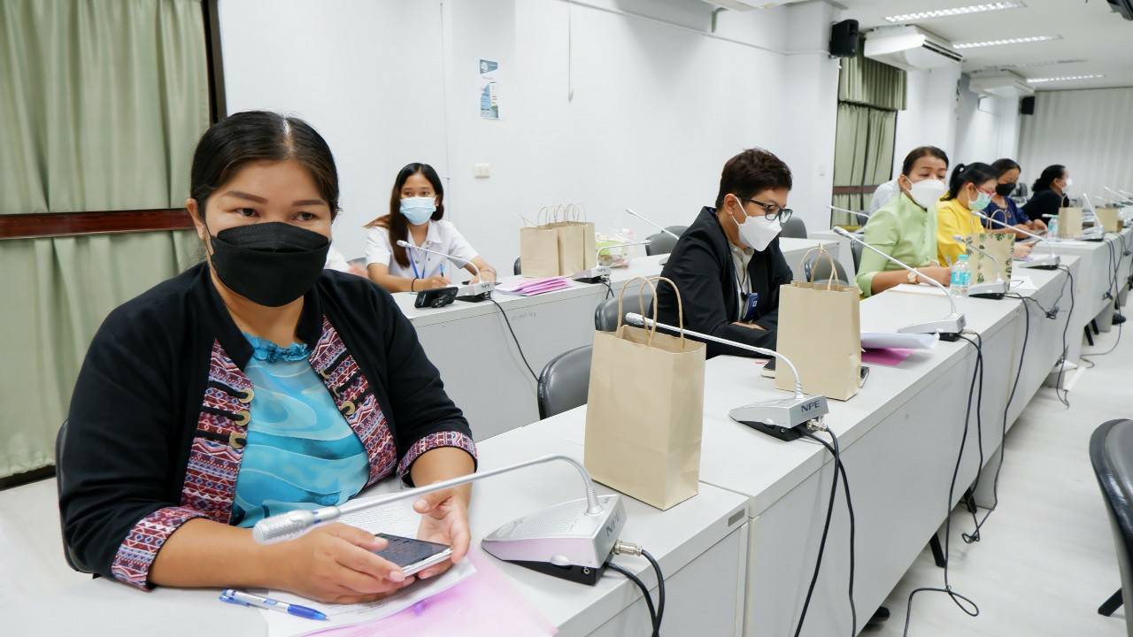 พช.ขอนแก่น : ประชุมคณะทำงานบริหารการจัดเก็บข้อมูลความจำเป็นพื้นฐาน (จปฐ.) และข้อมูล กชช.2ค. จังหวัดขอนแก่น