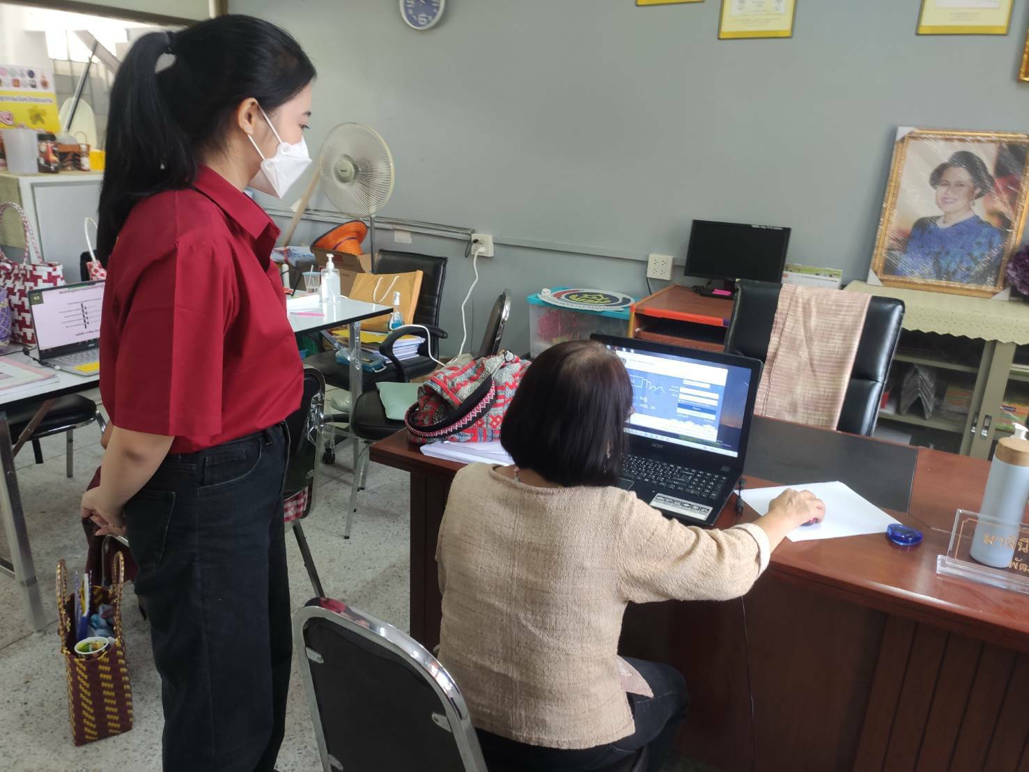 พช.ขอนแก่น : รุกหนัก ส่งหน่วยเคลื่อนที่เร็วลงพื้นที่สนับสนุนการจัดเก็บ/บันทึกข้อมูล จปฐ. และข้อมูล กชช. 2ค ปี 2564