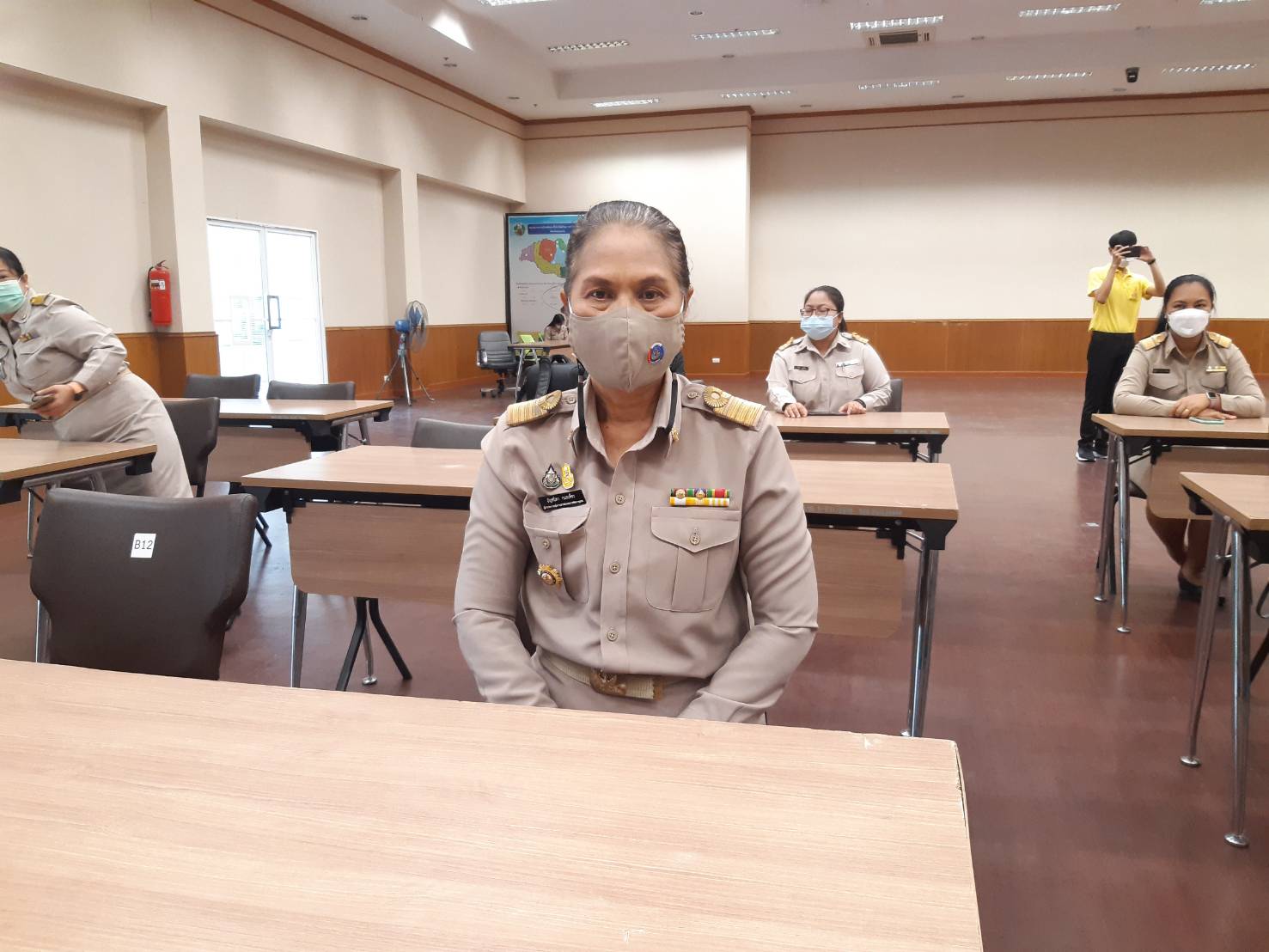 >>พช.ขอนแก่น :รับเกียรติบัตรรางวัลเลิศรัฐ ประจำปี พ.ศ. 2564 รางวัลความเป็นเลิศของหน่วยงานภาครัฐ ที่บอกถึงความสำเร็จด้านการพัฒนาระบบการให้บริการประชาชน การบริหารราชการแบบมีส่วนร่วม และความโดดเด่นในการบริหารจัดการ