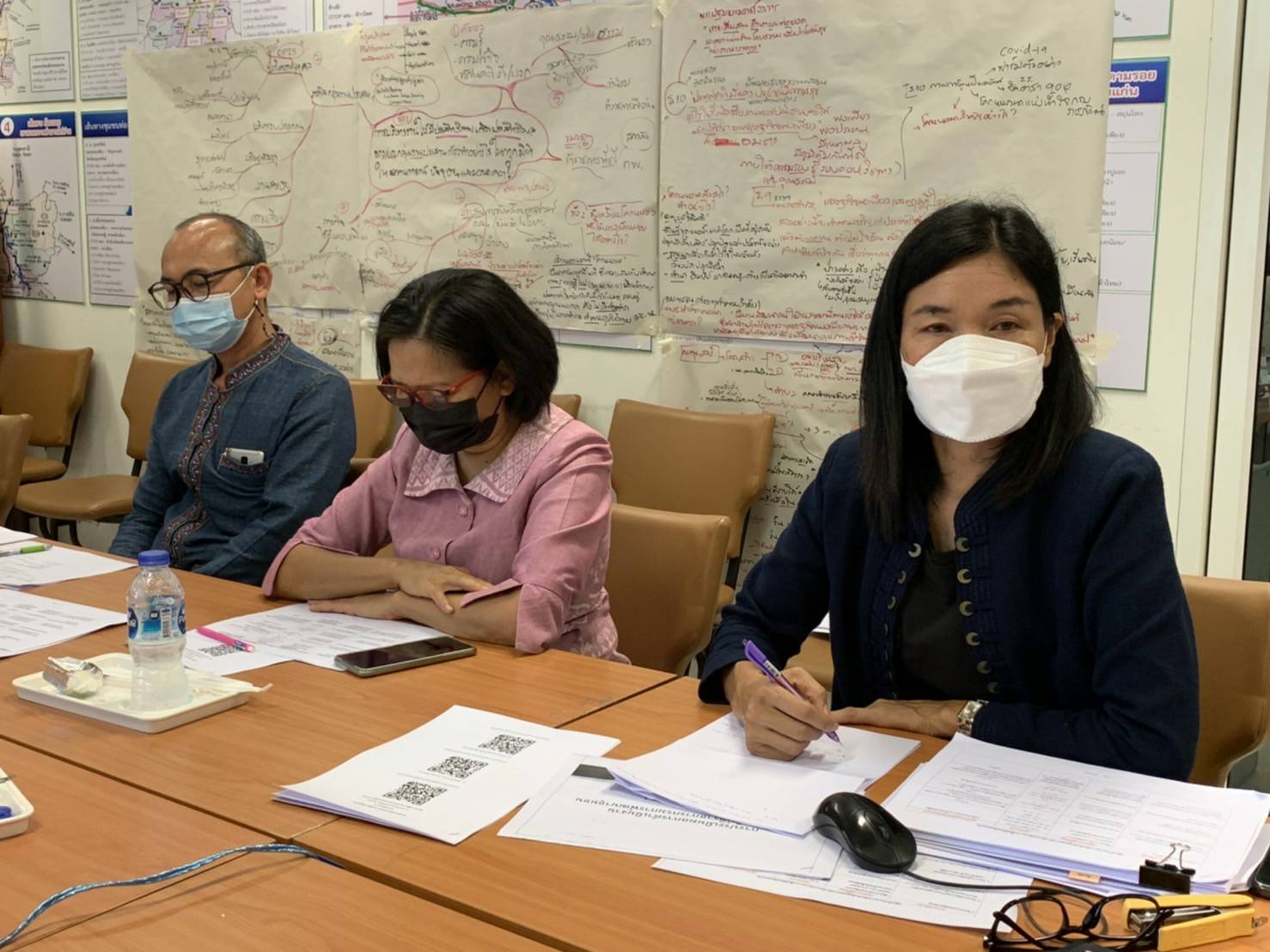 พช.ขอนแก่น : ร่วมประเมินผลการดำเนินงานกรมการพัฒนาชุมชน ประจำปี 2564 กิจกรรมย่อย 1.52 ปฏิบัติการจัดเก็บข้อมูลในพื้นที่