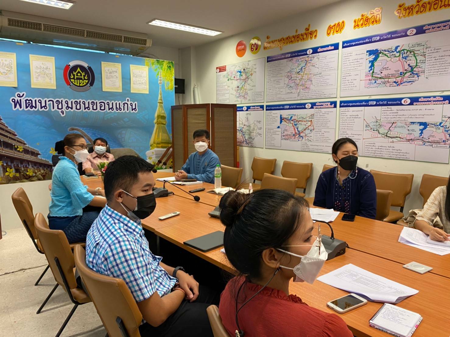 พช.ขอนแก่น : ติวเข้ม! ปฐมนิเทศพนักงานราชการเฉพาะกิจ สำนักงานพัฒนาชุมชนจังหวัด เพื่อช่วยเหลือผู้ได้รับผลกระทบจากสถานการณ์การแพร่ระบาดของโรคติดเชื้อไวรัสโคโรนา 2019 ( COVID – 19) ผ่านระบบ Video Conference