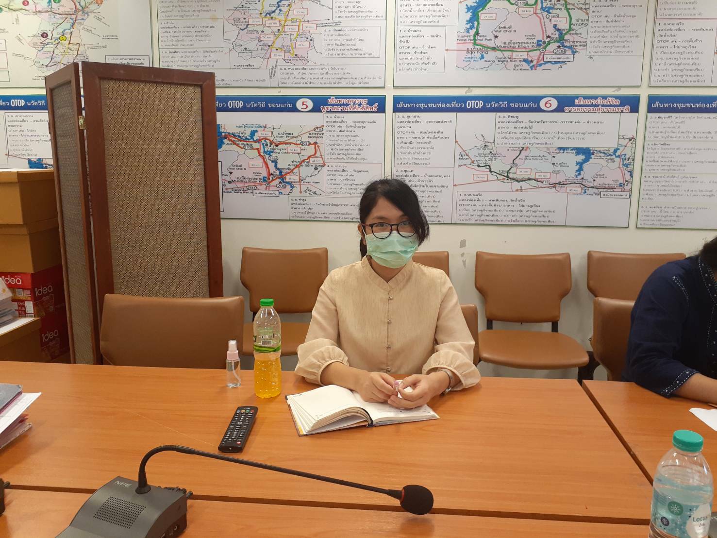 พช.ขอนแก่น : ติวเข้ม! ปฐมนิเทศพนักงานราชการเฉพาะกิจ สำนักงานพัฒนาชุมชนจังหวัด เพื่อช่วยเหลือผู้ได้รับผลกระทบจากสถานการณ์การแพร่ระบาดของโรคติดเชื้อไวรัสโคโรนา 2019 ( COVID – 19) ผ่านระบบ Video Conference