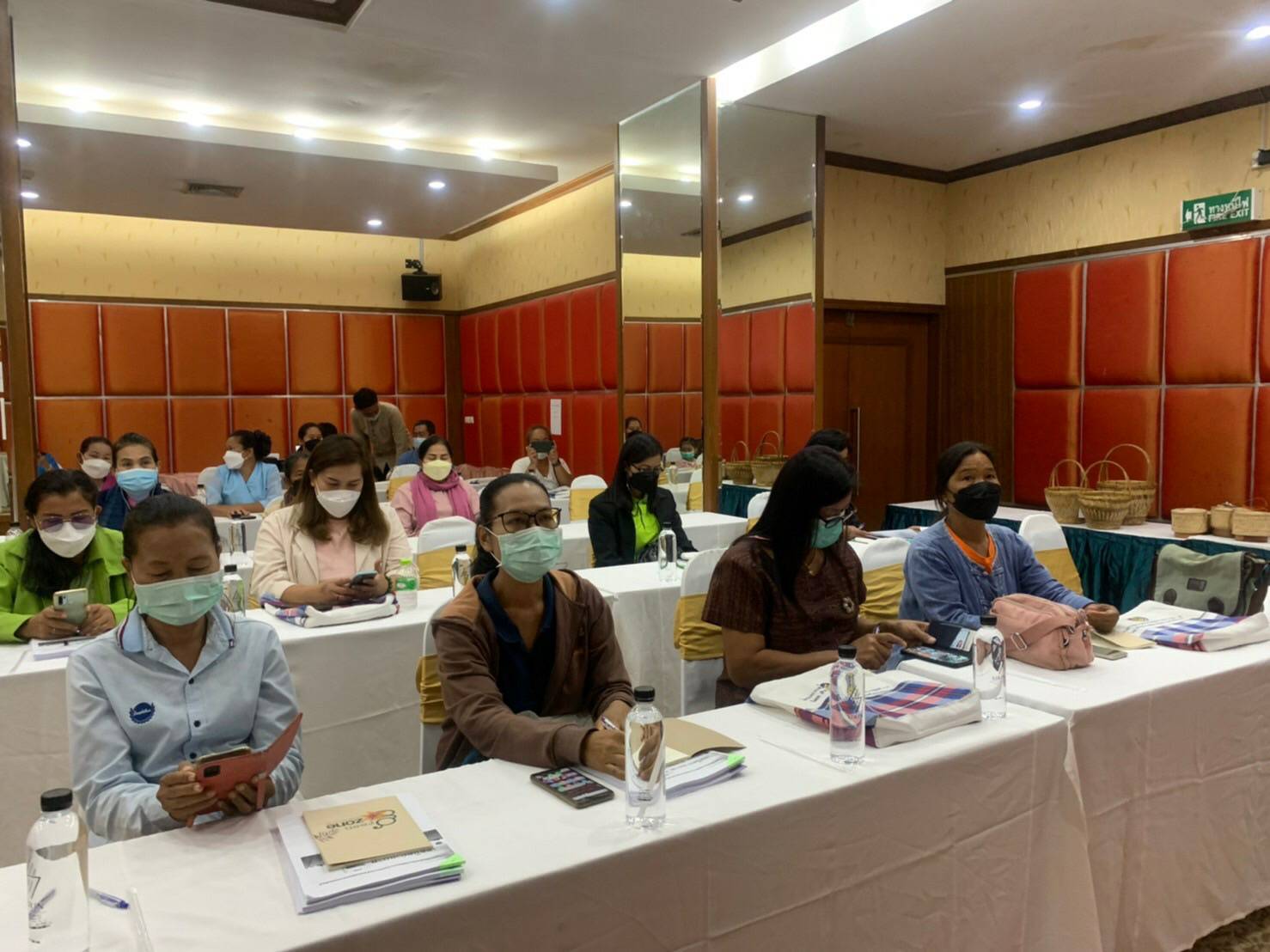 พช.ขอนแก่น ดำเนินการประชุมตามโครงการพัฒนาศักยภาพผู้ประกอบการสู่ยุค 4.0