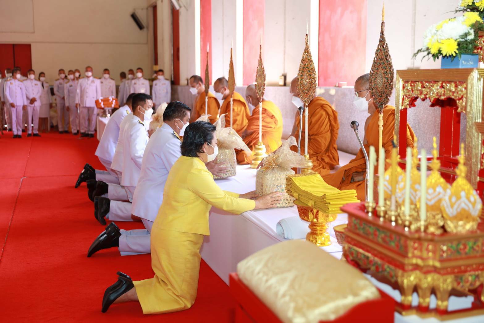 พช. ขอนแก่น : ร่วมพิธีทอดผ้าป่าสนับสนุน โครงการทุนเล่าเรียนหลวง สำหรับพระสงฆ์ไทย