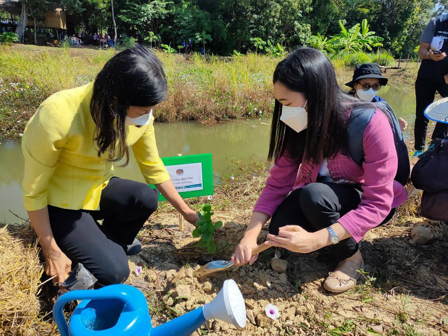 ประธานสภาพัฒฯ ชื่นชม พื้นที่ต้นแบบโคกหนองนา พช. ที่ขอนแก่น