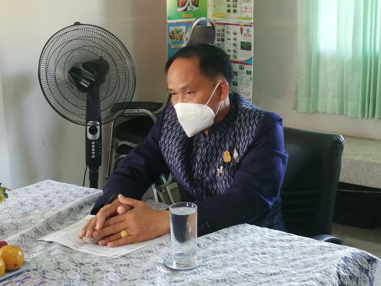 พช.ขอนแก่น : ลงพื้นที่เยี่ยมให้กำลังใจและมอบแนวทางการดำเนินงานแก่เจ้าหน้าที่พัฒนาชุมชนอำเภอน้ำพอง
